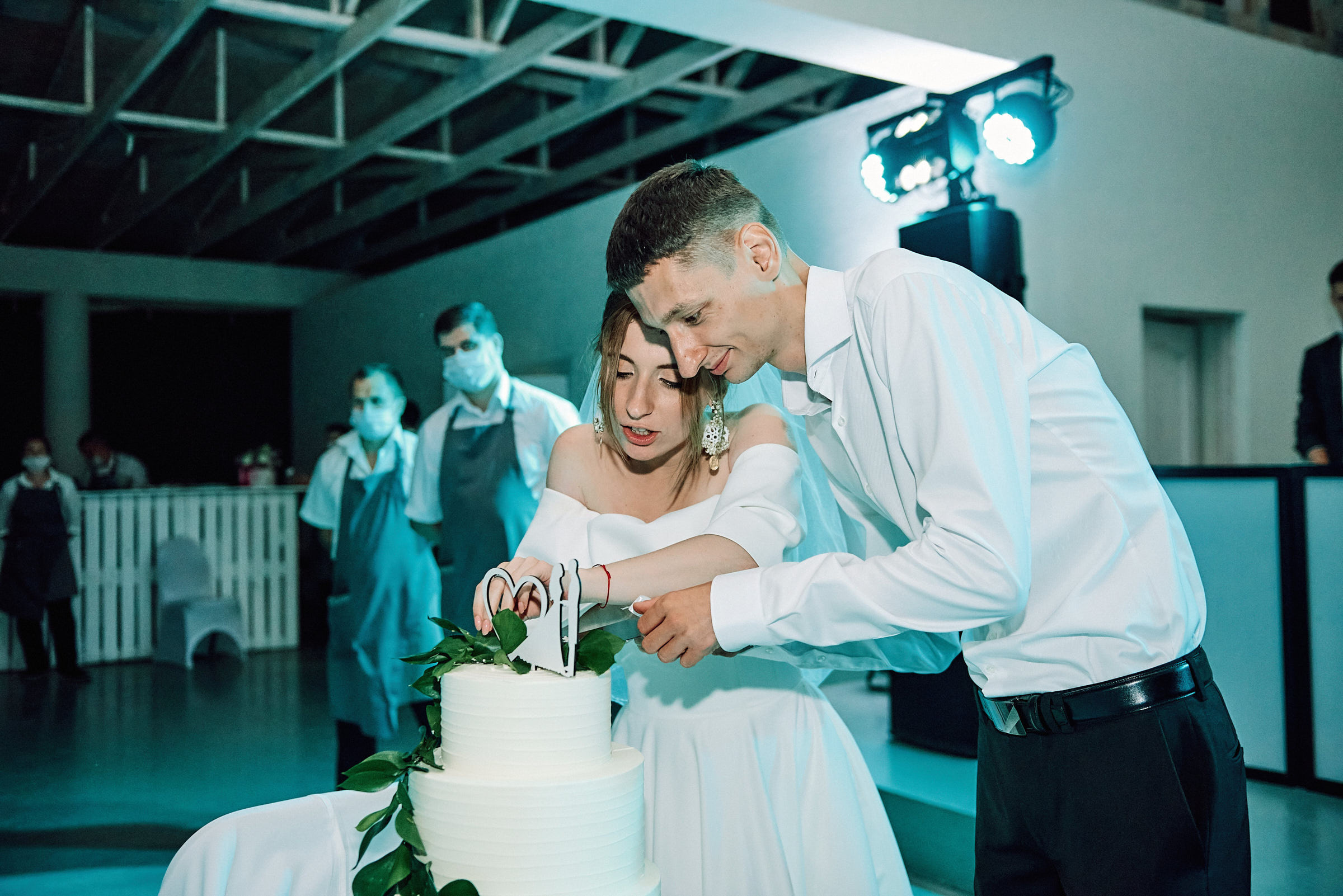 Свадебная съемка летом в Киеве на природе, фотограф Владимир Тачанский. Фотограф на весілля Київ, Хмельницький, Львів. Тачанський Володимир