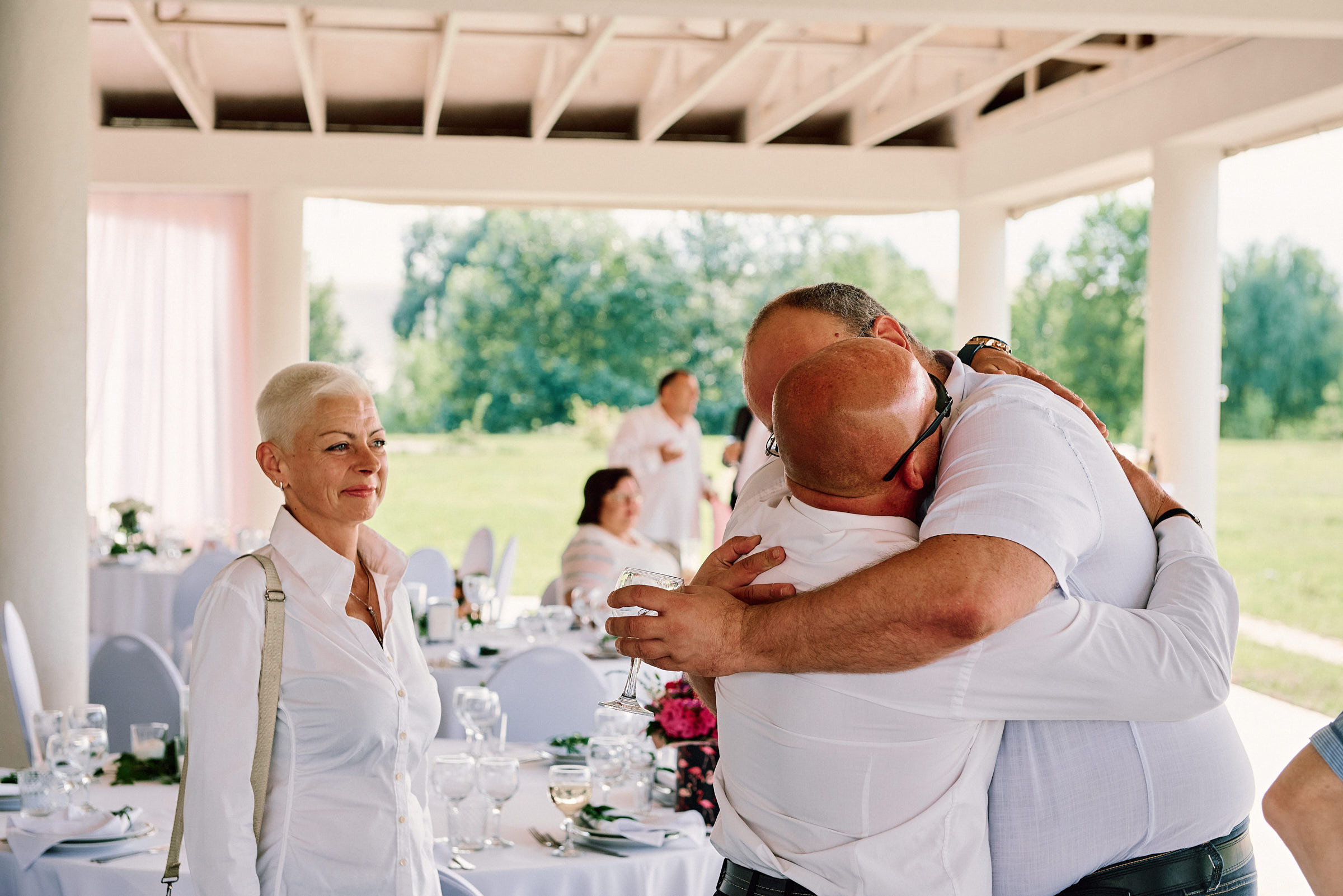 Свадебная съемка летом в Киеве на природе, фотограф Владимир Тачанский. Фотограф на весілля Київ, Хмельницький, Львів. Тачанський Володимир