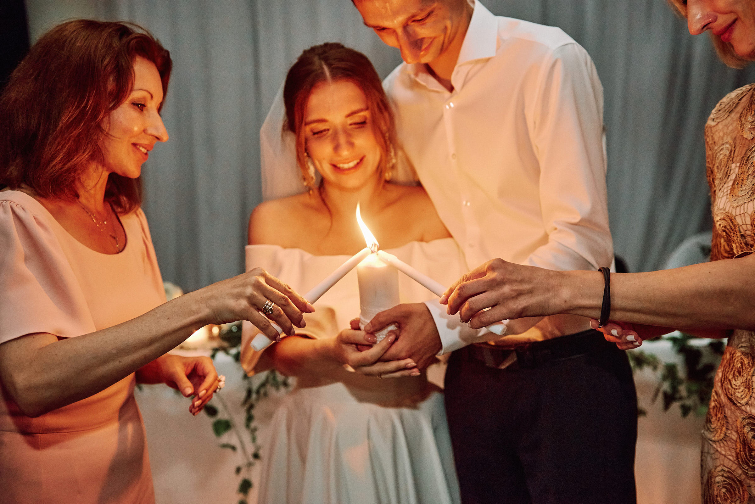 Свадебная съемка летом в Киеве на природе, фотограф Владимир Тачанский. Фотограф на весілля Київ, Хмельницький, Львів. Тачанський Володимир