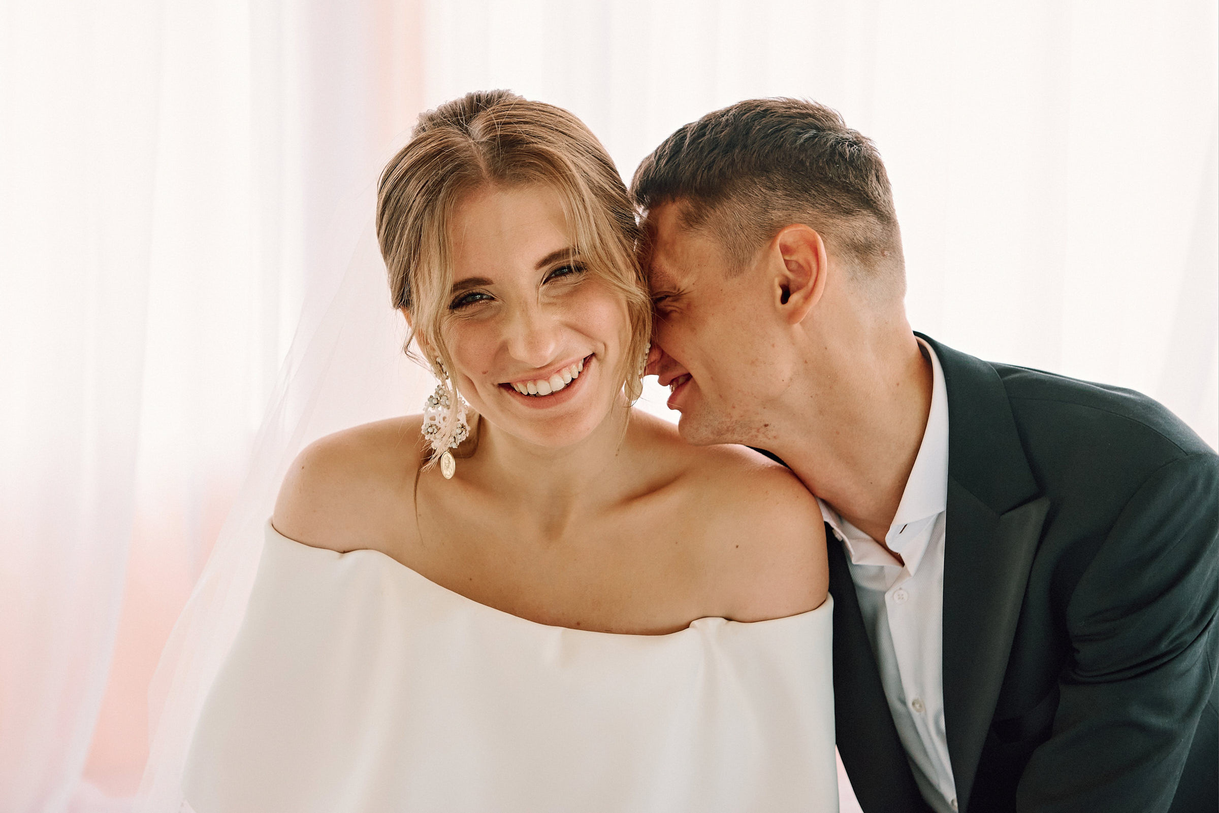 Свадебная съемка летом в Киеве на природе, фотограф Владимир Тачанский. Фотограф на весілля Київ, Хмельницький, Львів. Тачанський Володимир