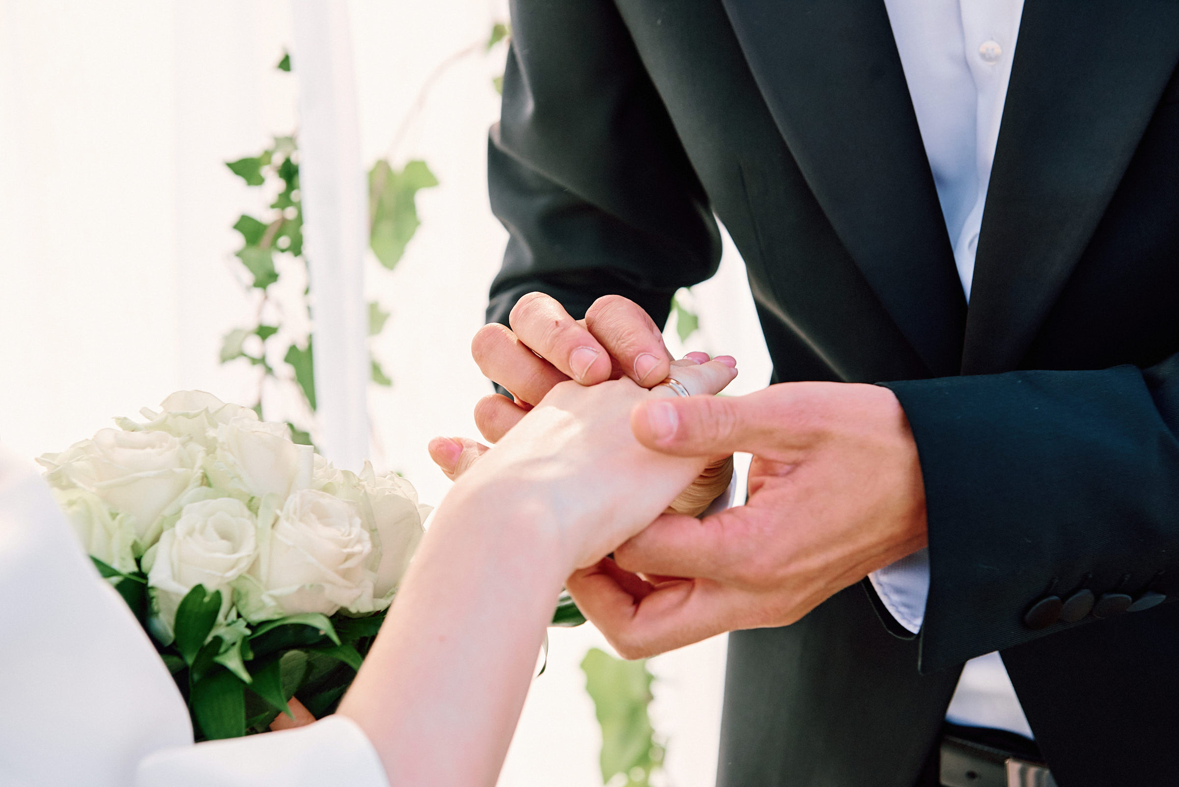 Свадебная съемка летом в Киеве на природе, фотограф Владимир Тачанский. Фотограф на весілля Київ, Хмельницький, Львів. Тачанський Володимир