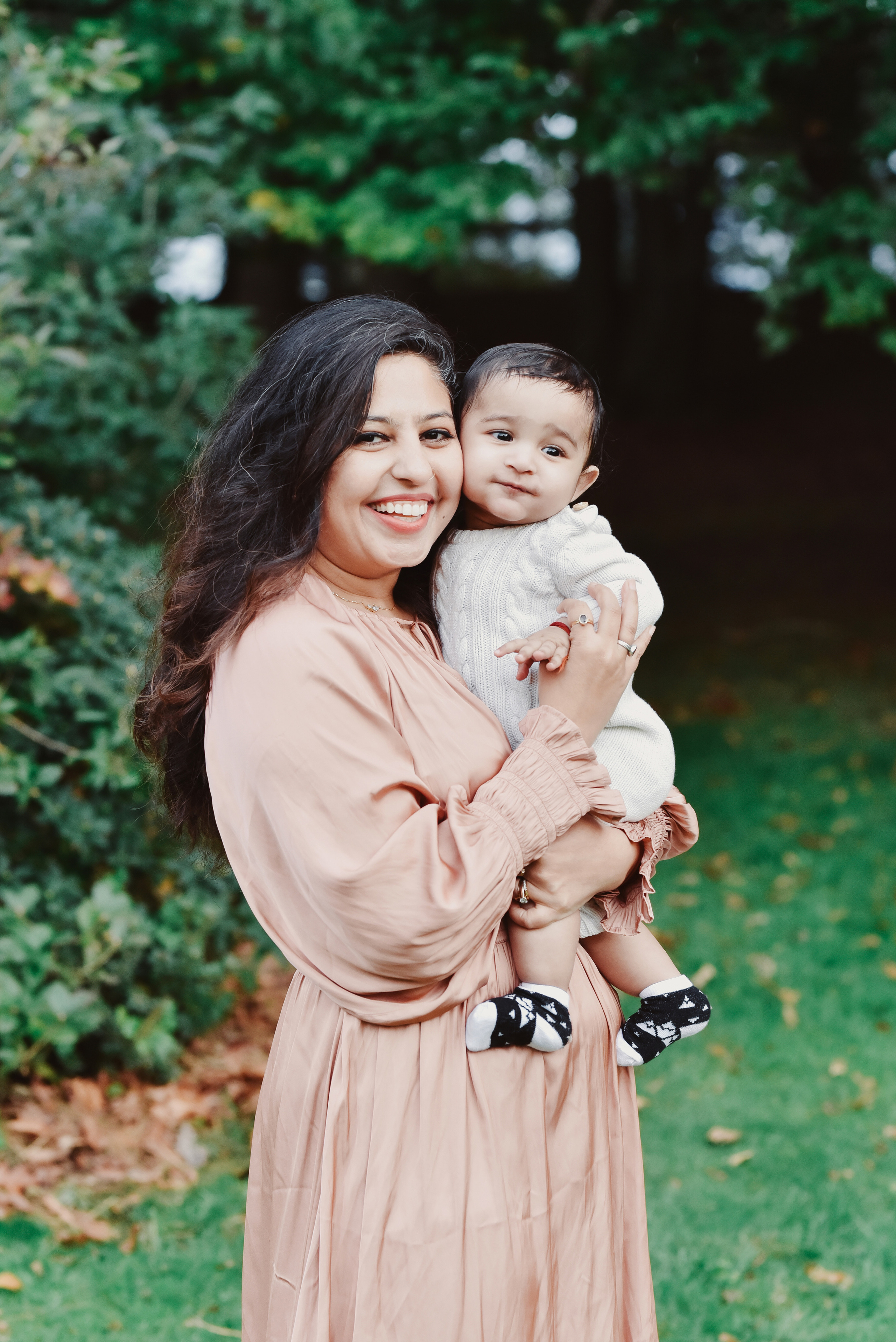 Sonal, Dimpee, Rohan and our little hero Miraan. Photographer Katia Velich Toronto Oakville GTA
