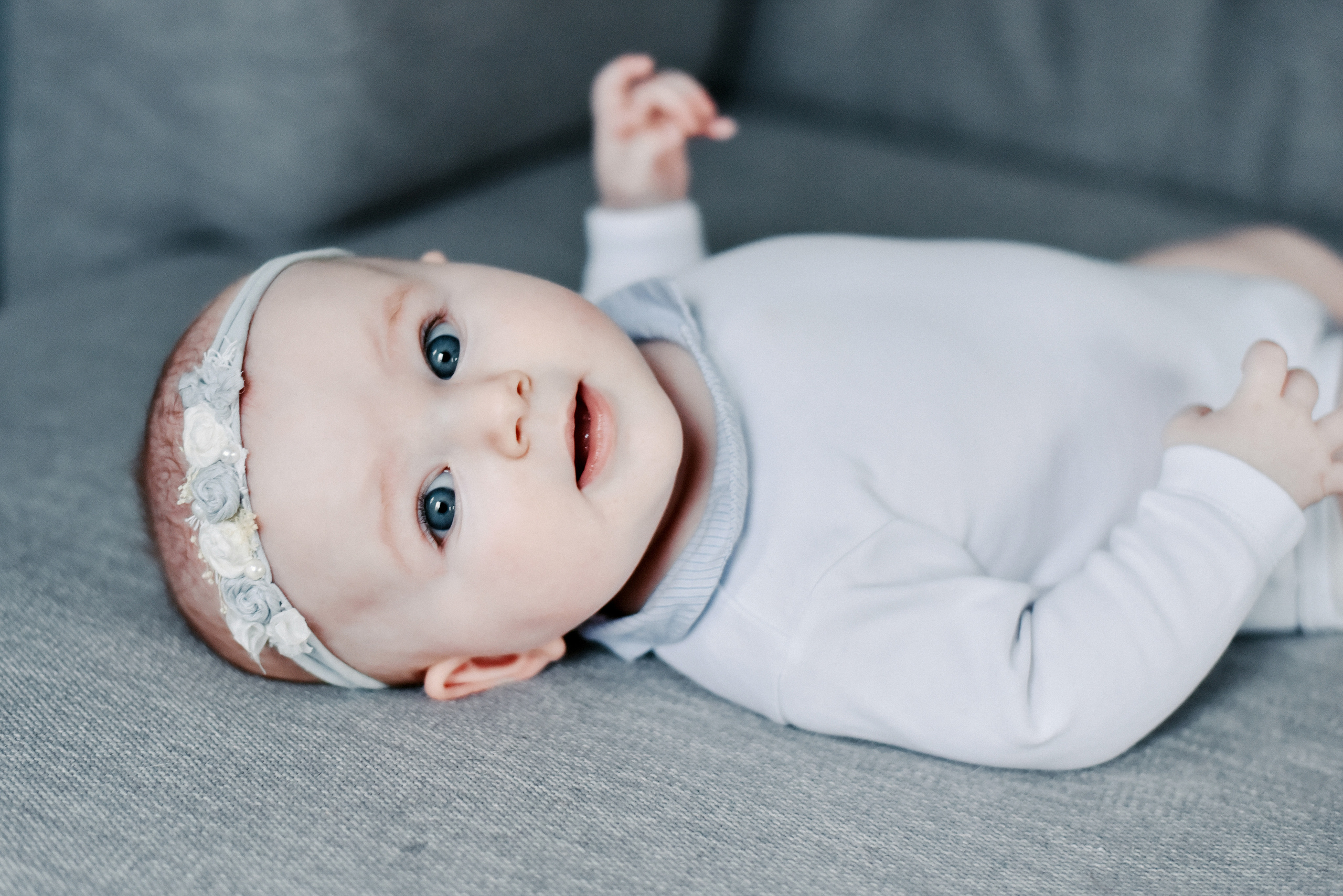Charlotte and Bryan, At-home photo session. Photographer Katia Velich Toronto Oakville GTA