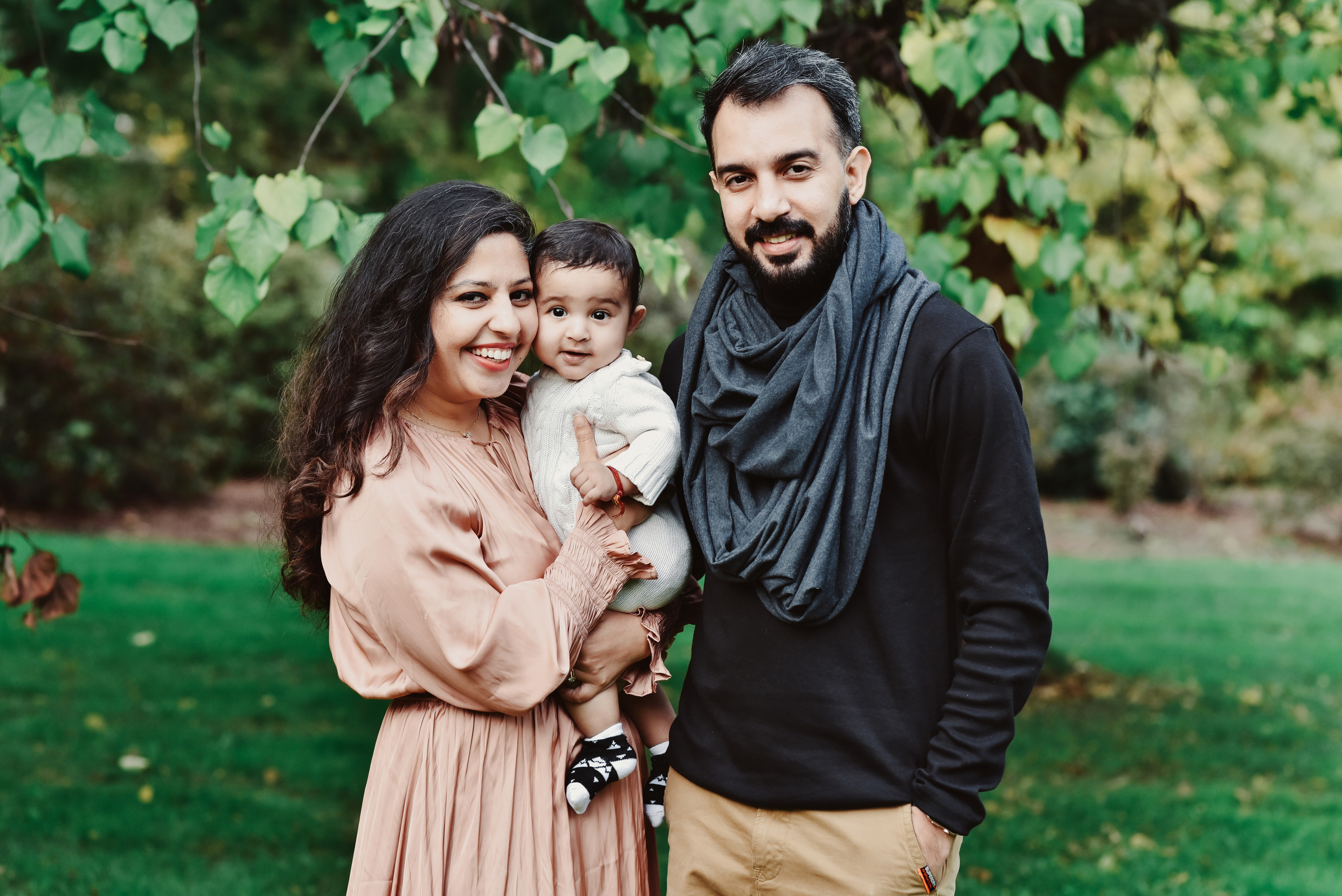 Sonal, Dimpee, Rohan and our little hero Miraan. Photographer Katia Velich Toronto Oakville GTA