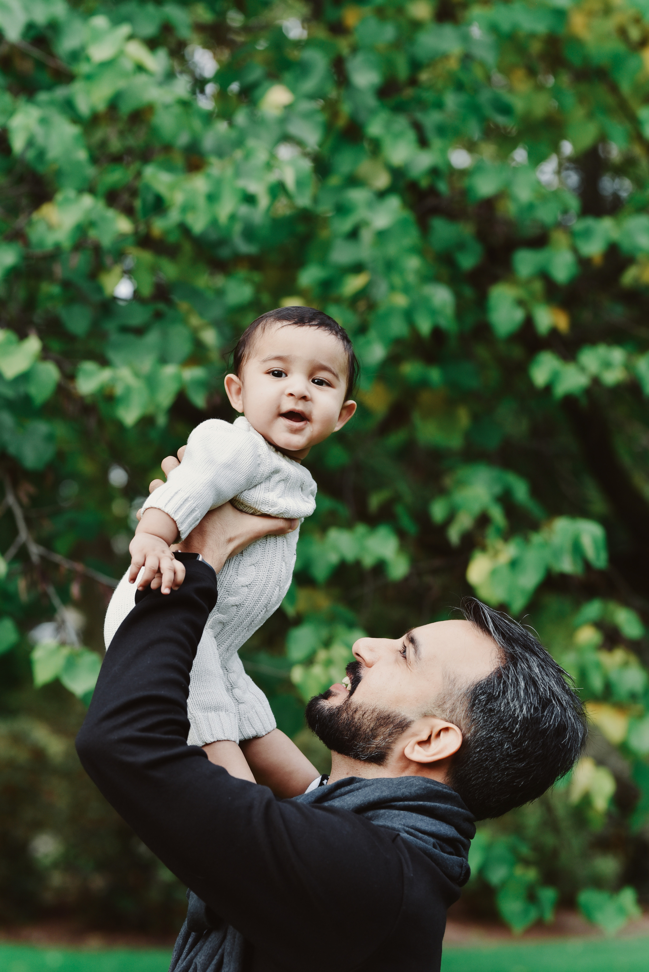Sonal, Dimpee, Rohan and our little hero Miraan. Photographer Katia Velich Toronto Oakville GTA