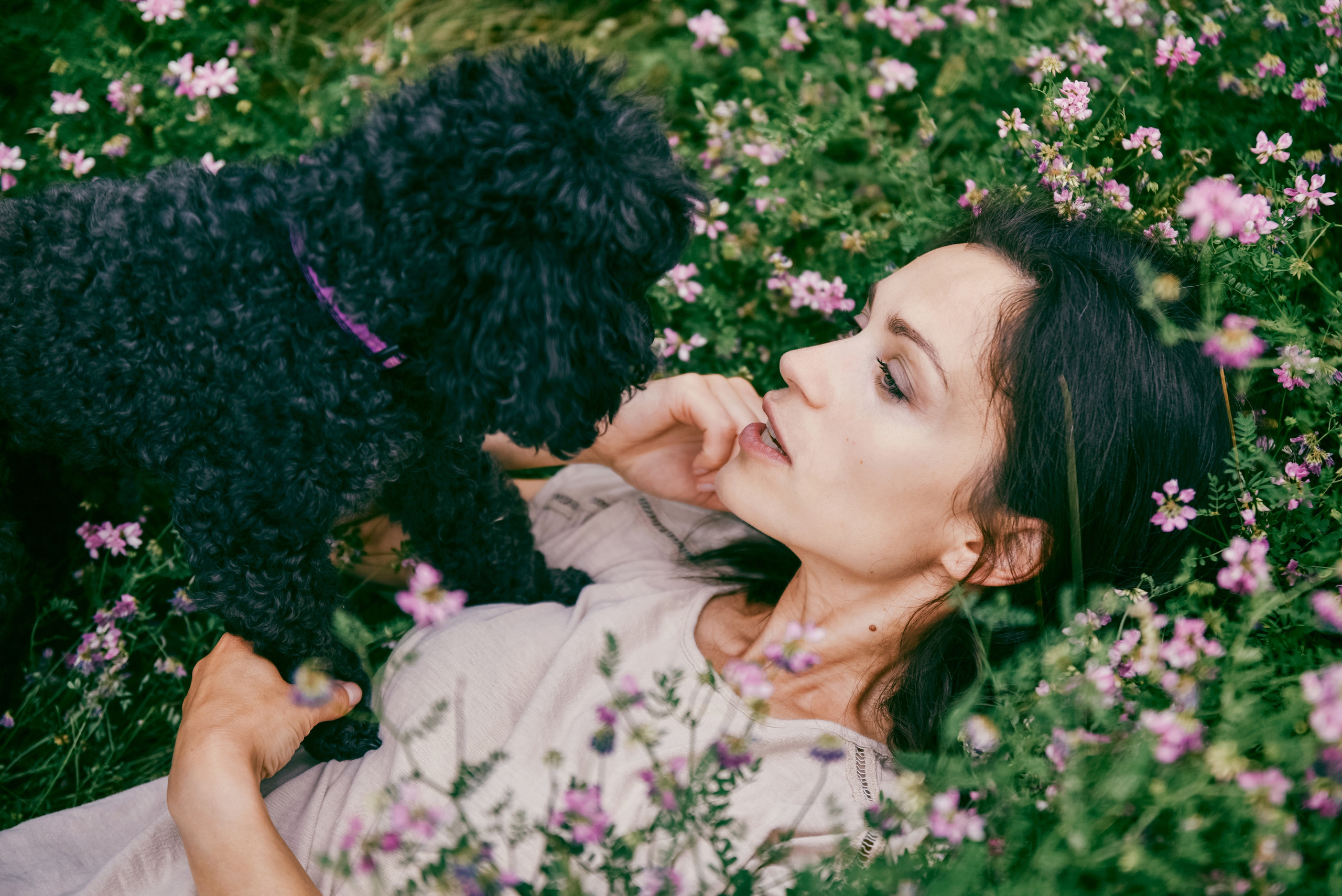 Iulia and Jerry. Photographer Katia Velich Toronto Oakville GTA