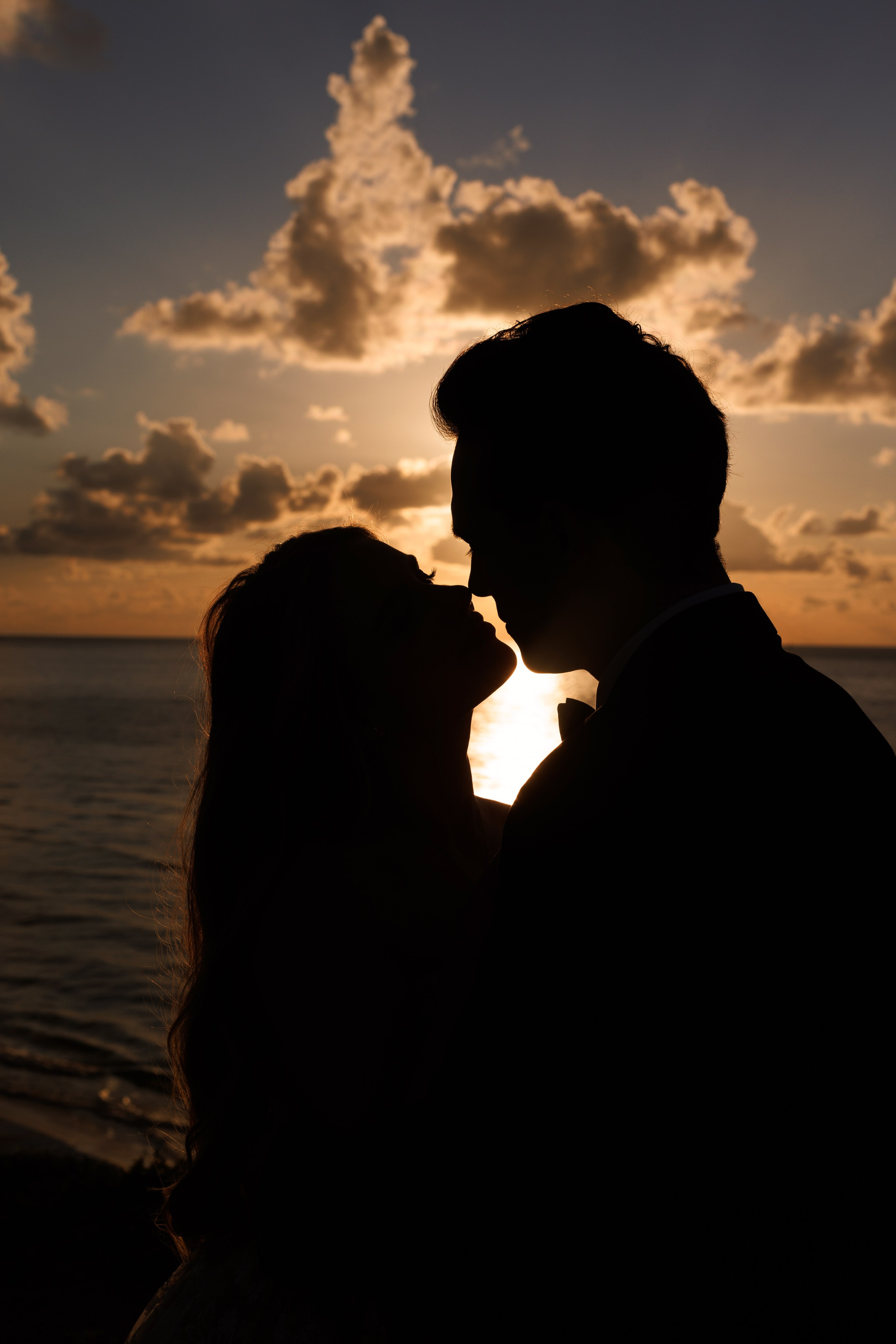 Worldwide wedding photographer