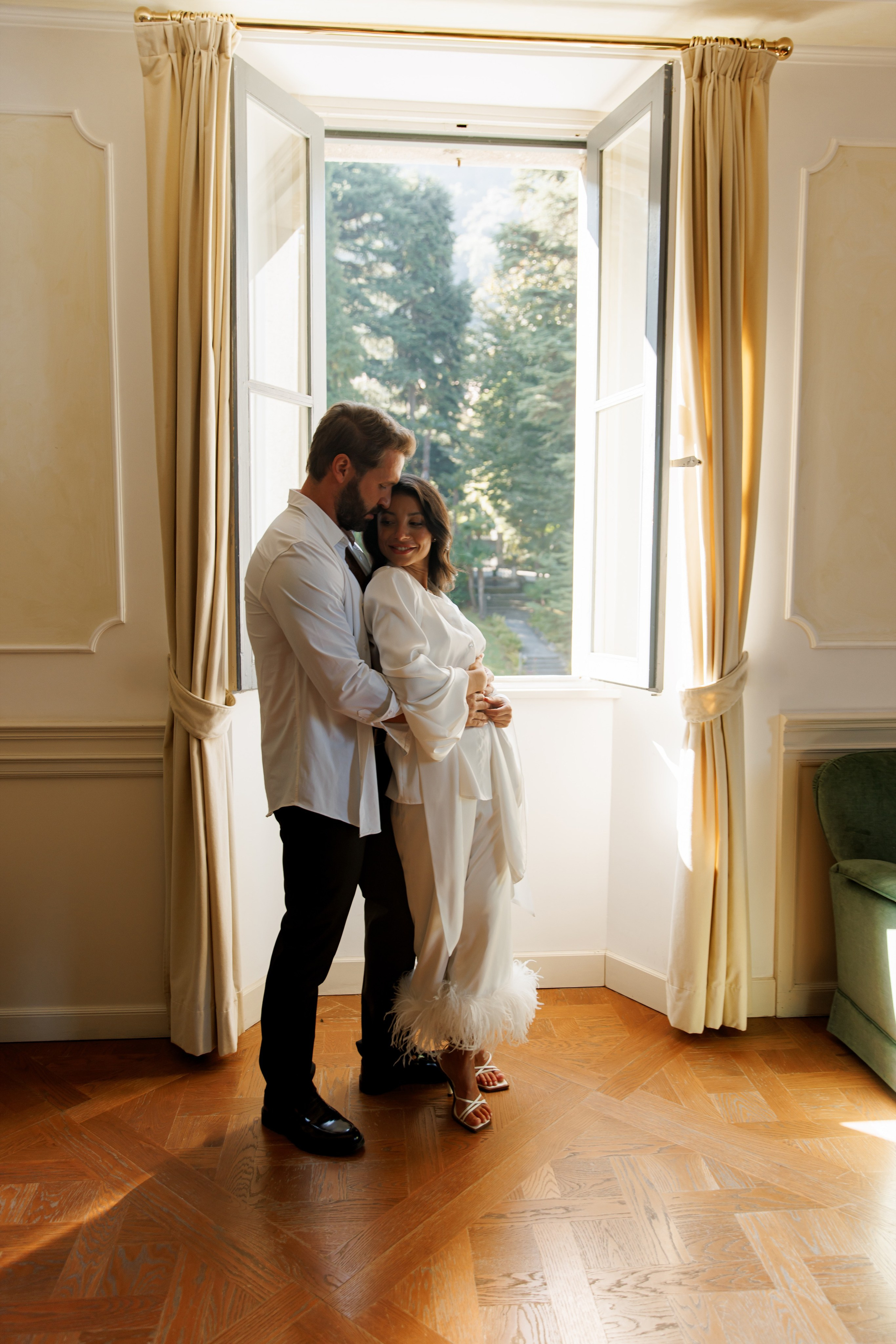 Worldwide wedding photographer