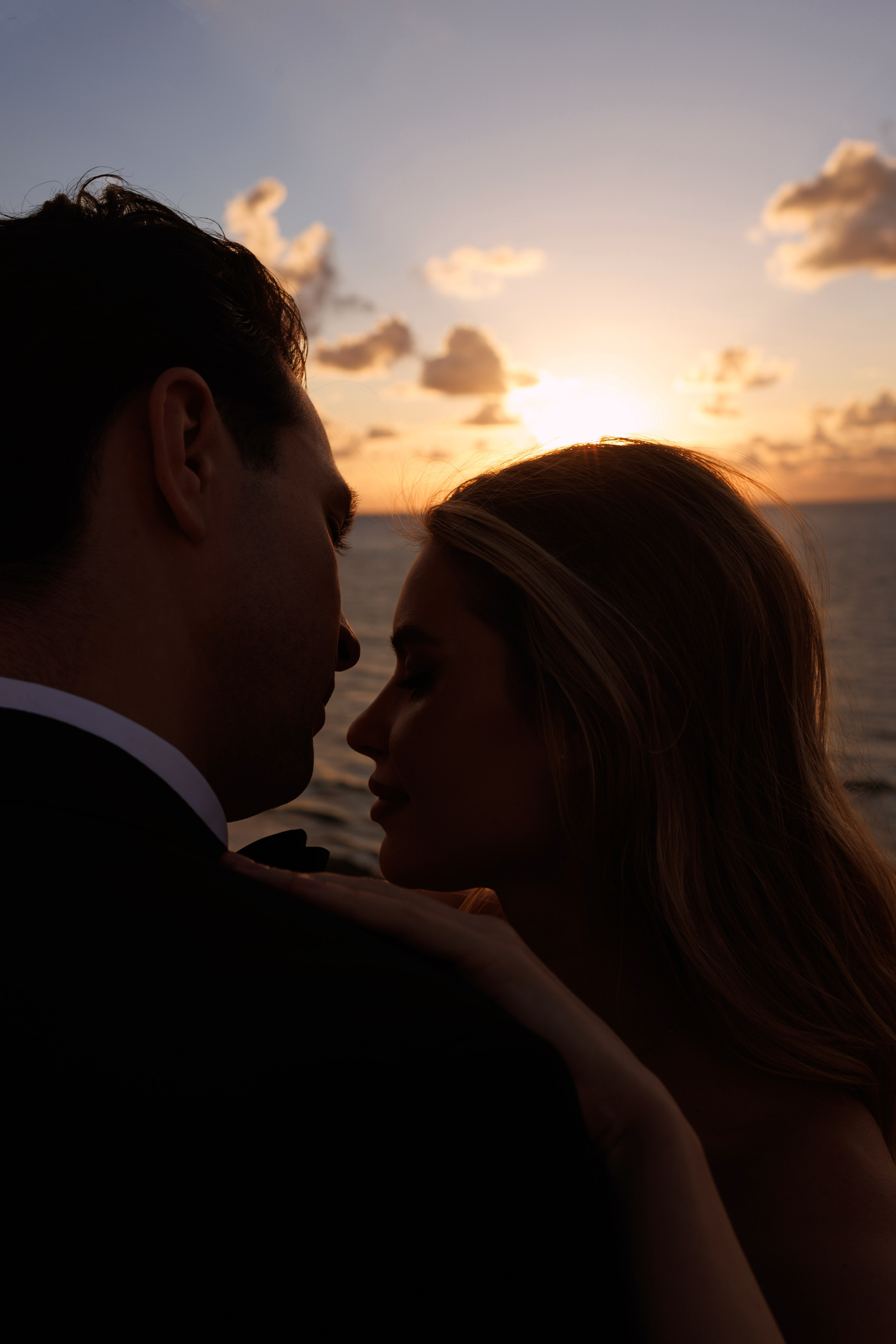 Worldwide wedding photographer