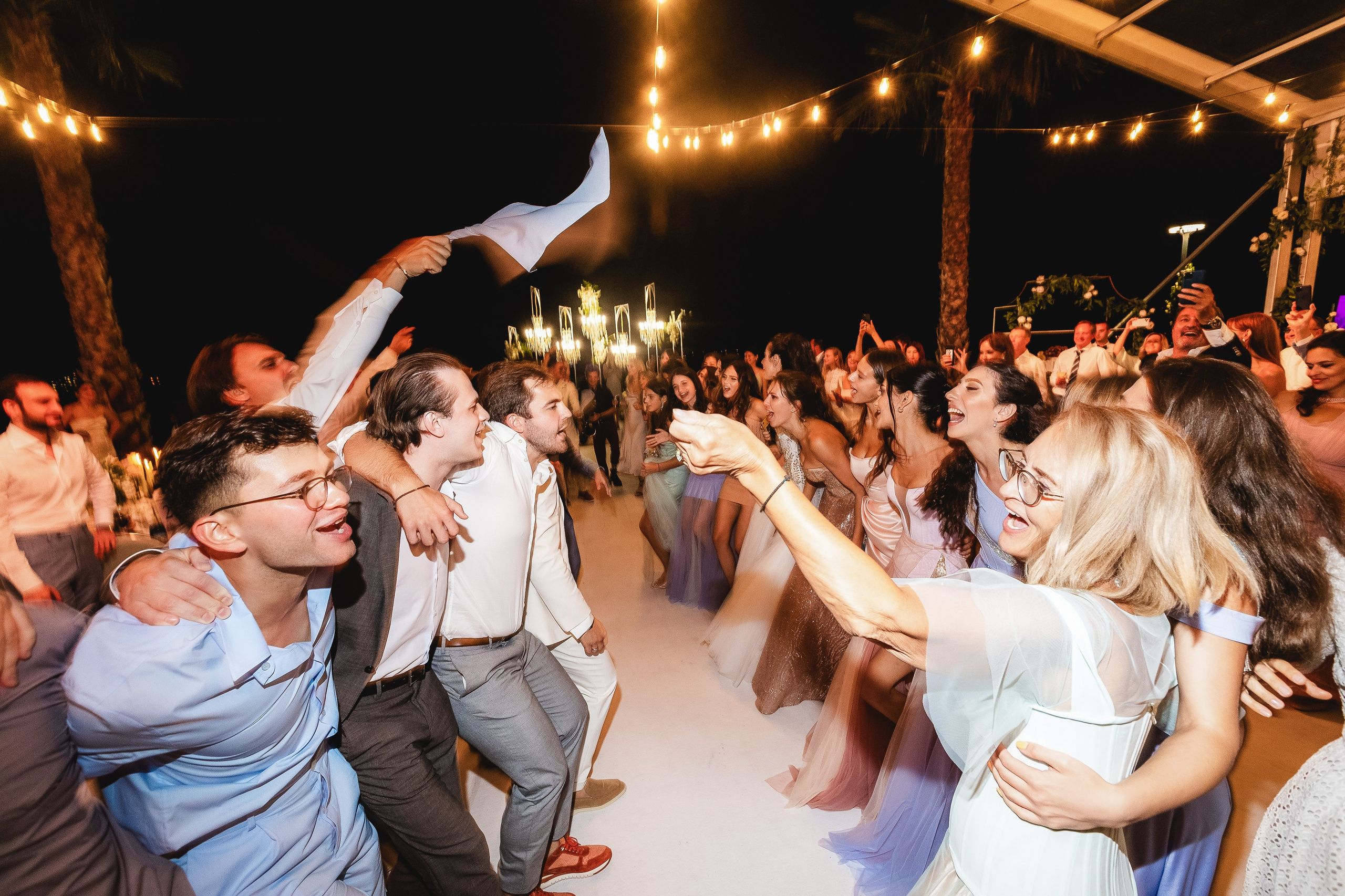 Worldwide wedding photographer