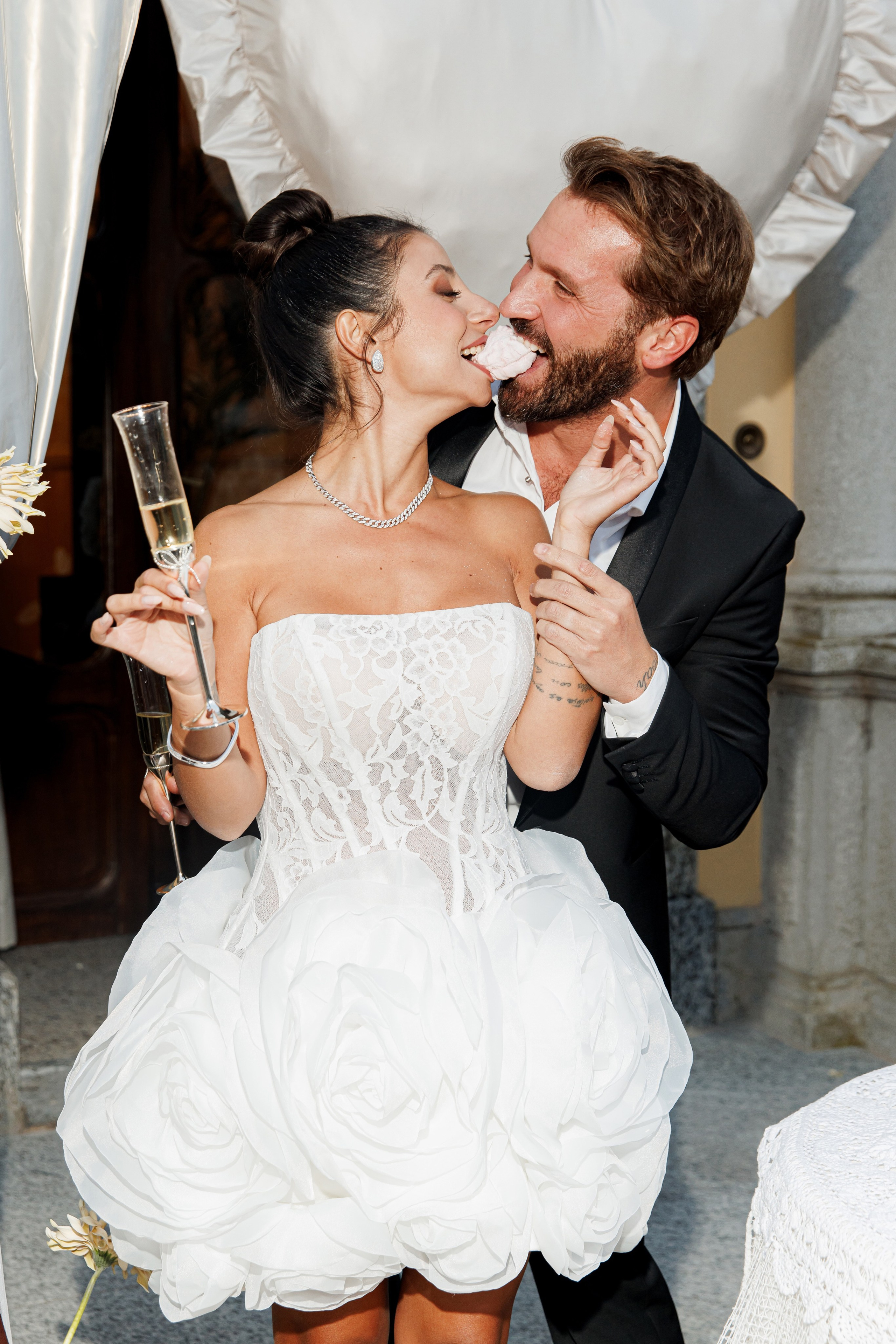 Worldwide wedding photographer