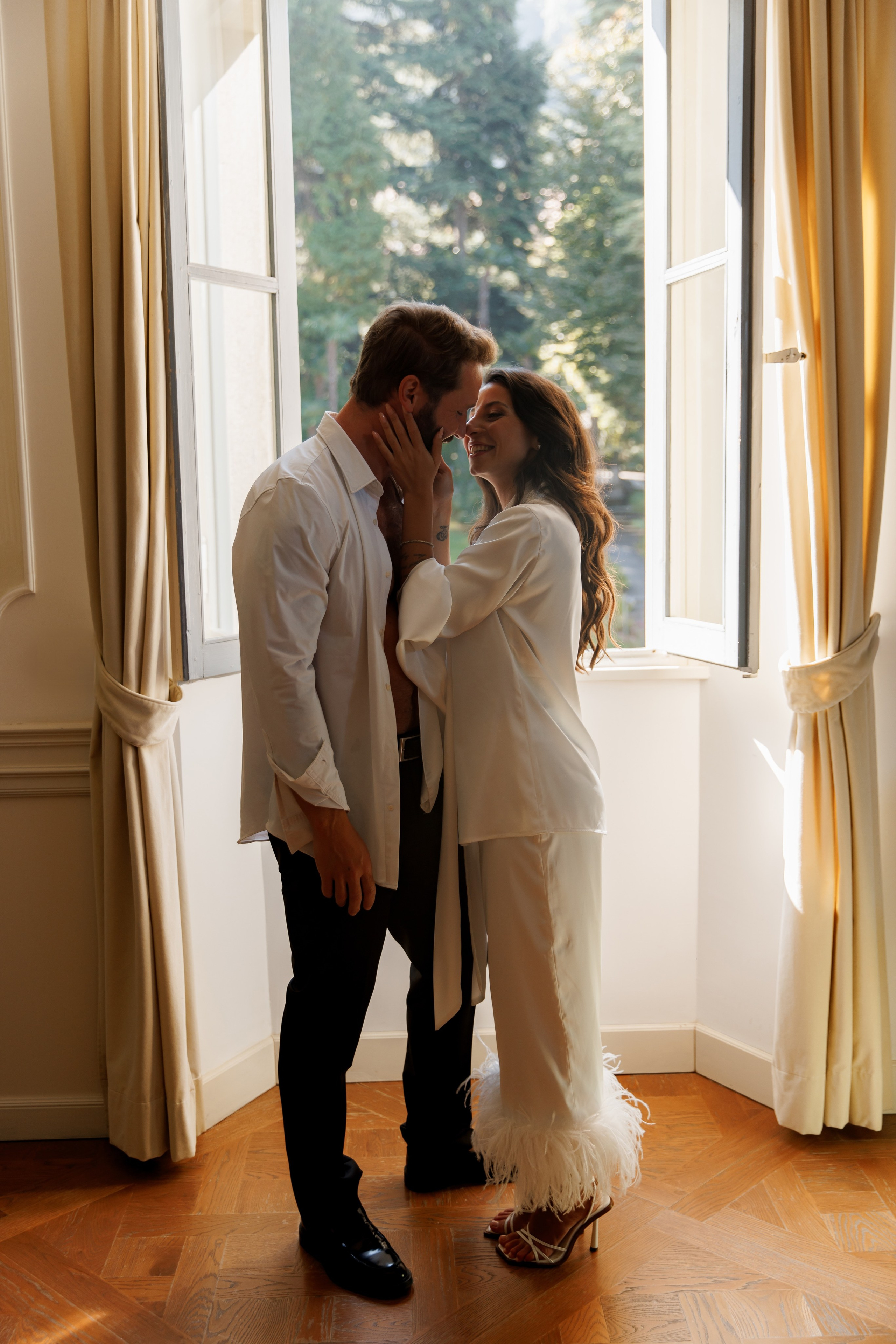 Worldwide wedding photographer