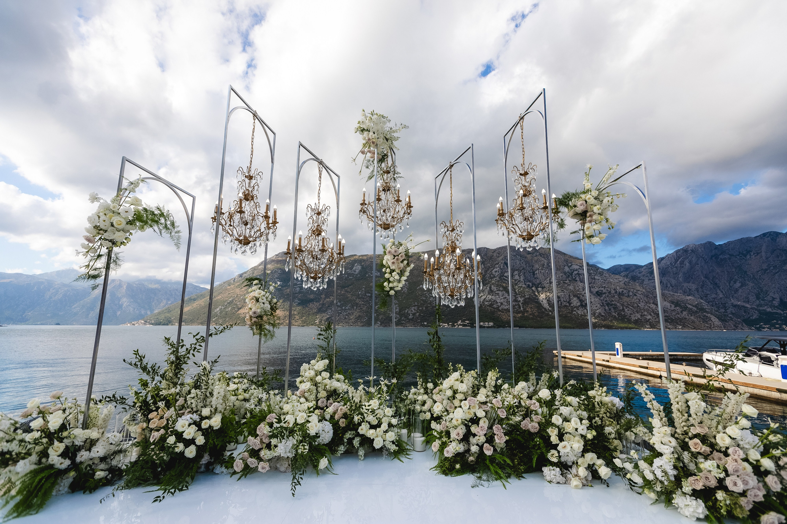 Worldwide wedding photographer