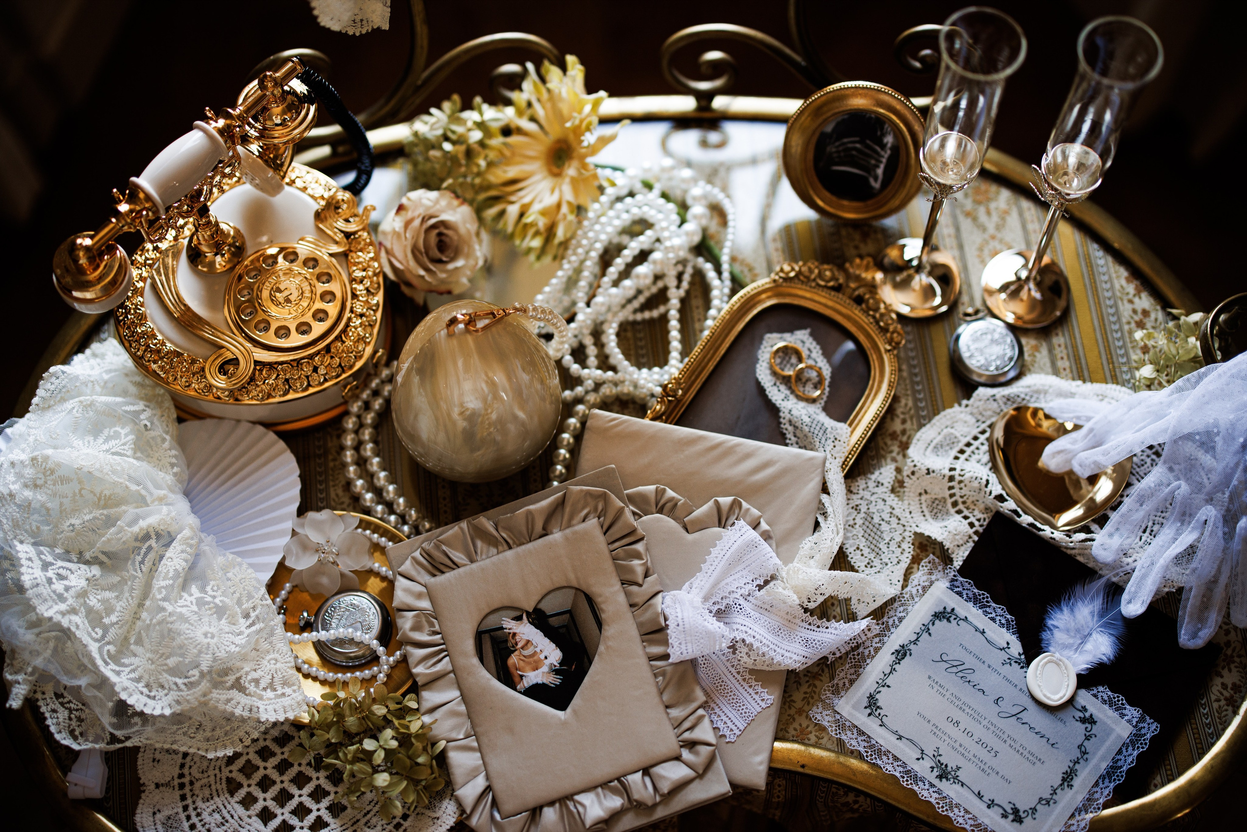 Worldwide wedding photographer