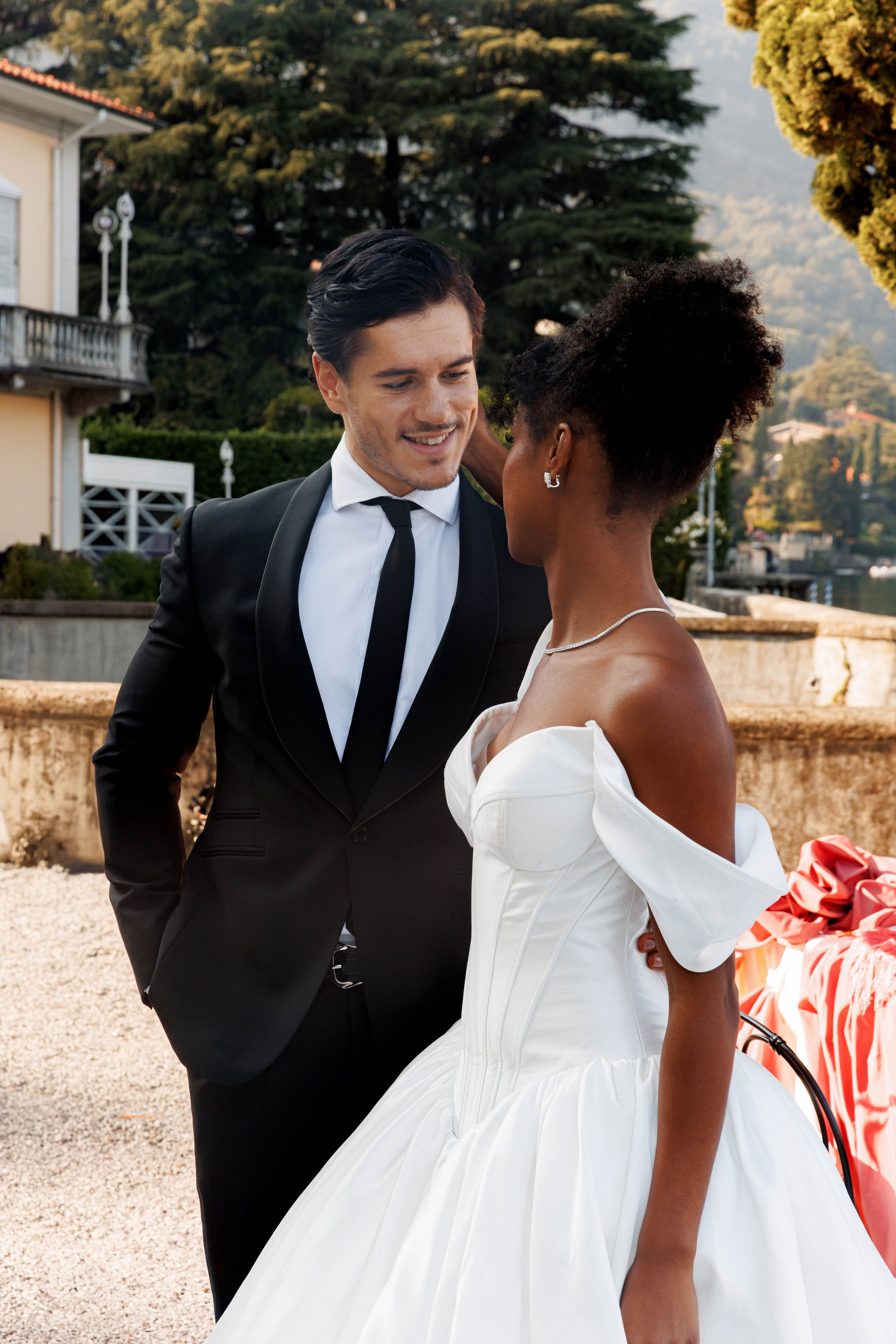 Worldwide wedding photographer