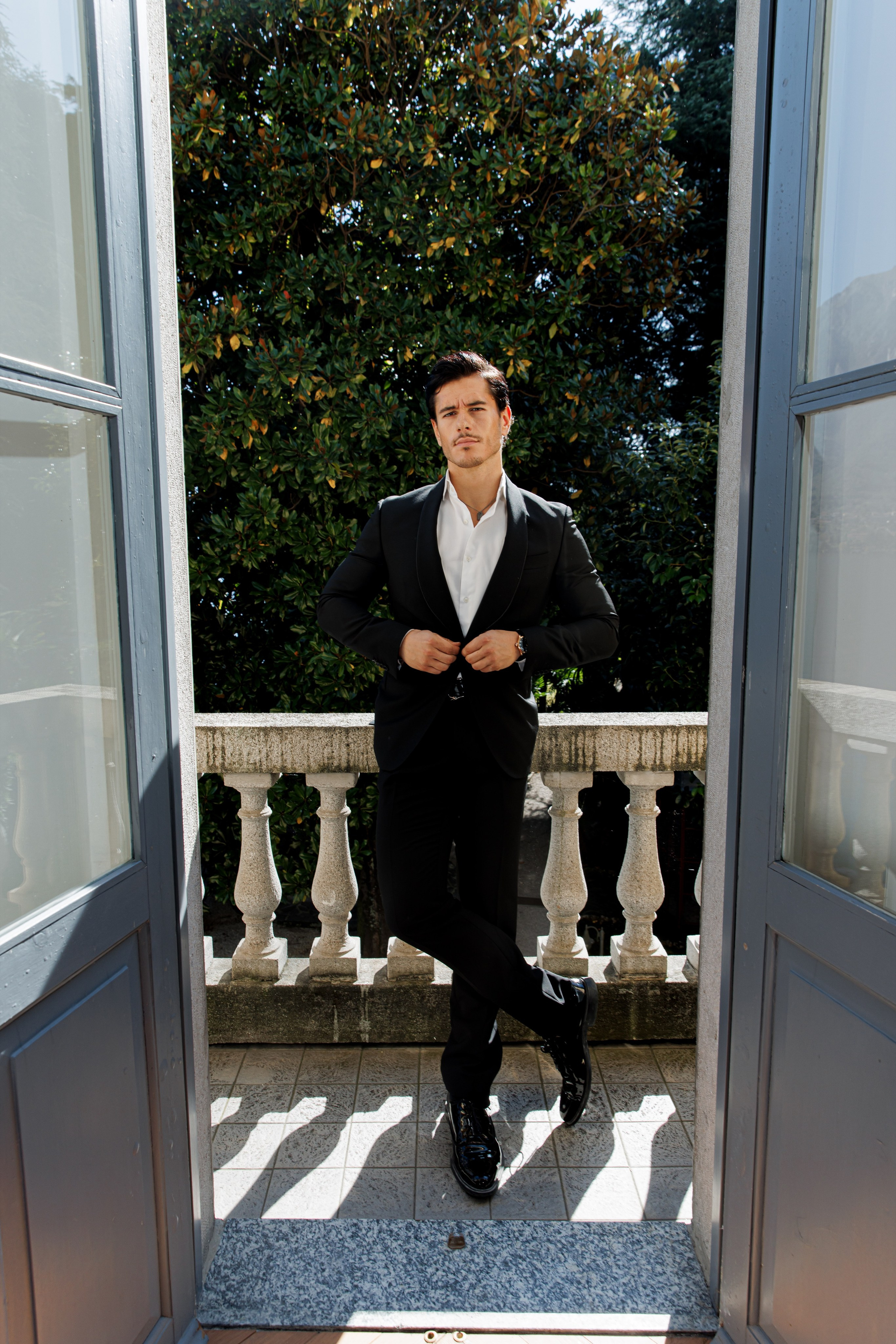 Worldwide wedding photographer