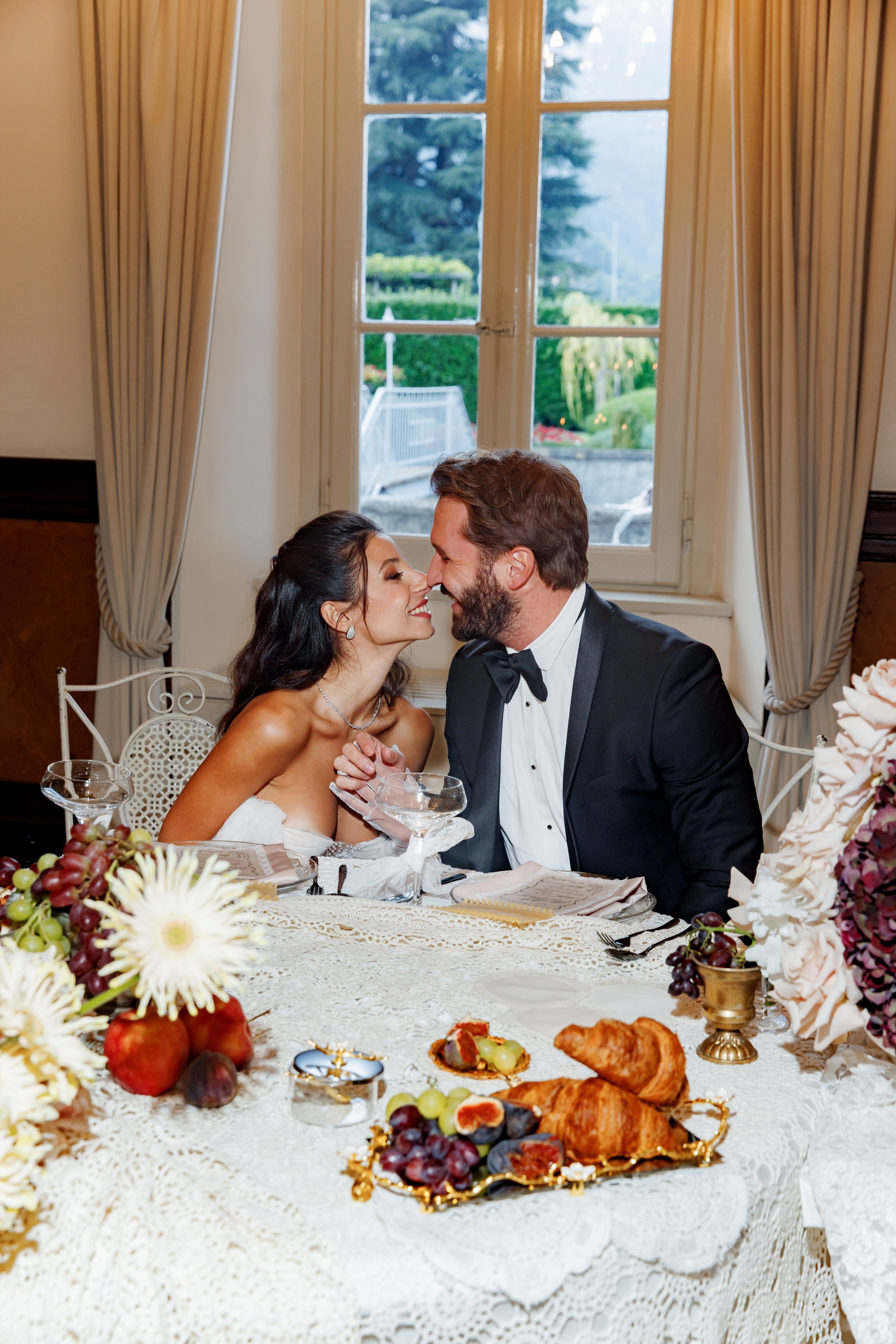 Worldwide wedding photographer