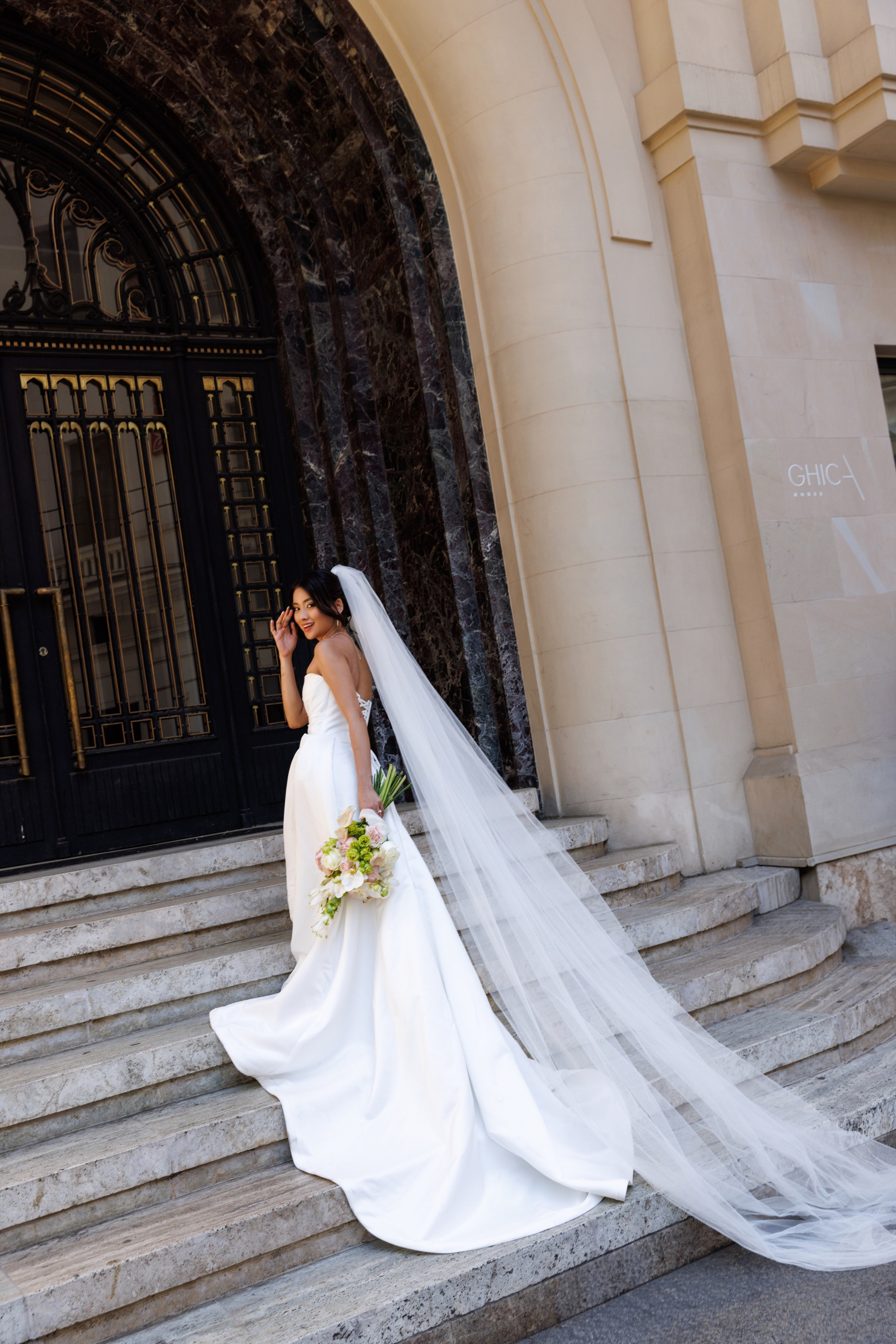Worldwide wedding photographer