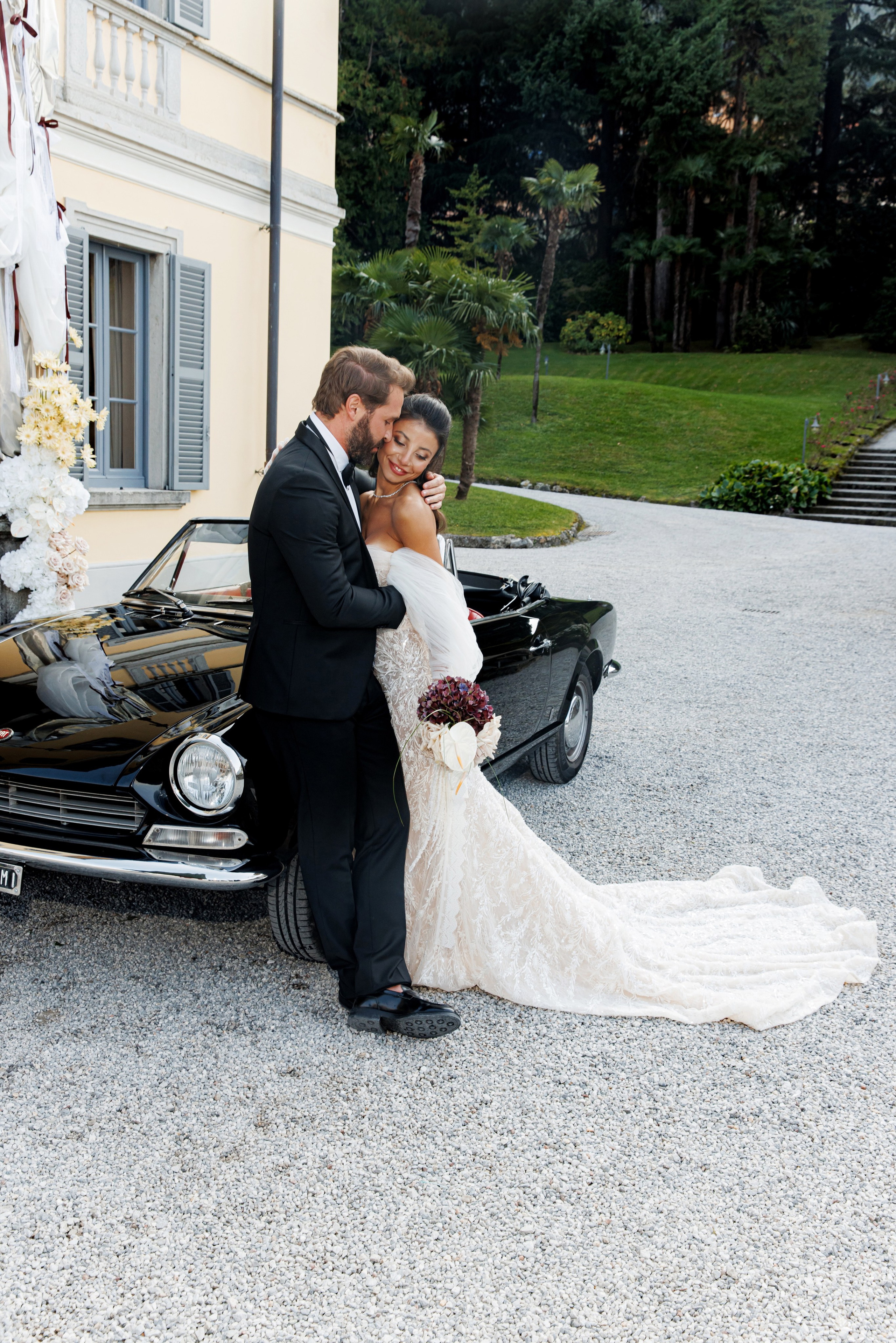 Worldwide wedding photographer