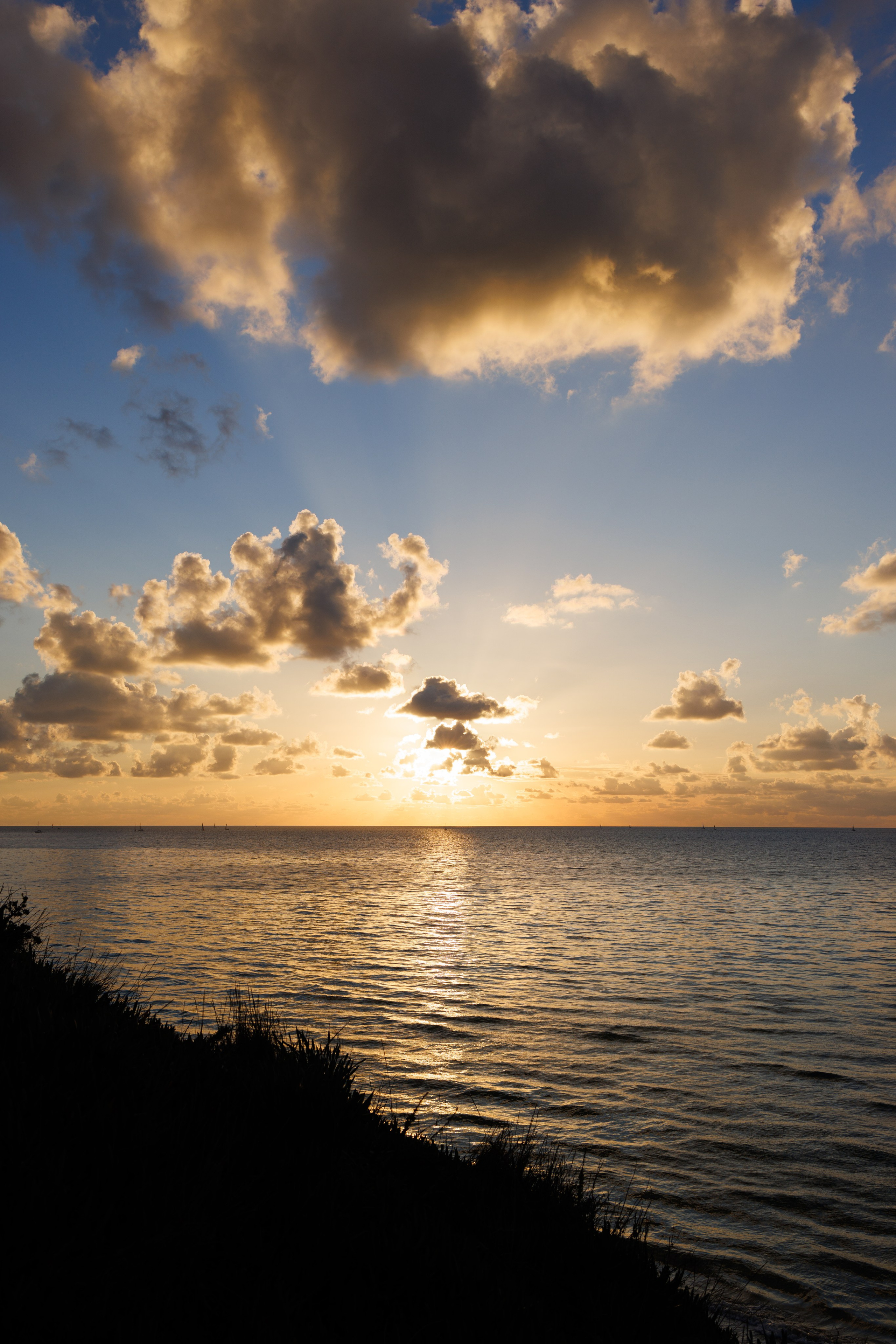 Worldwide wedding photographer