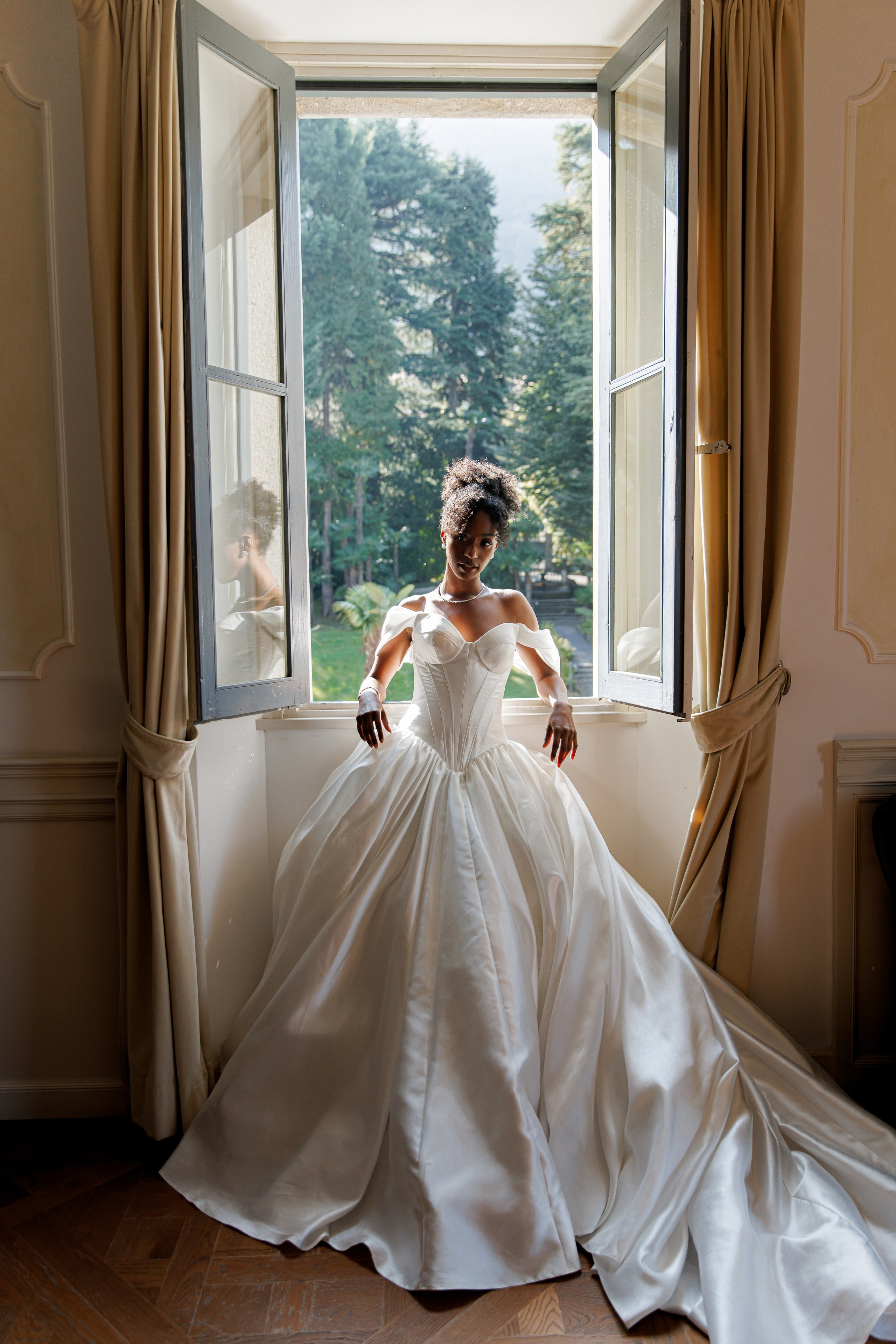 Worldwide wedding photographer