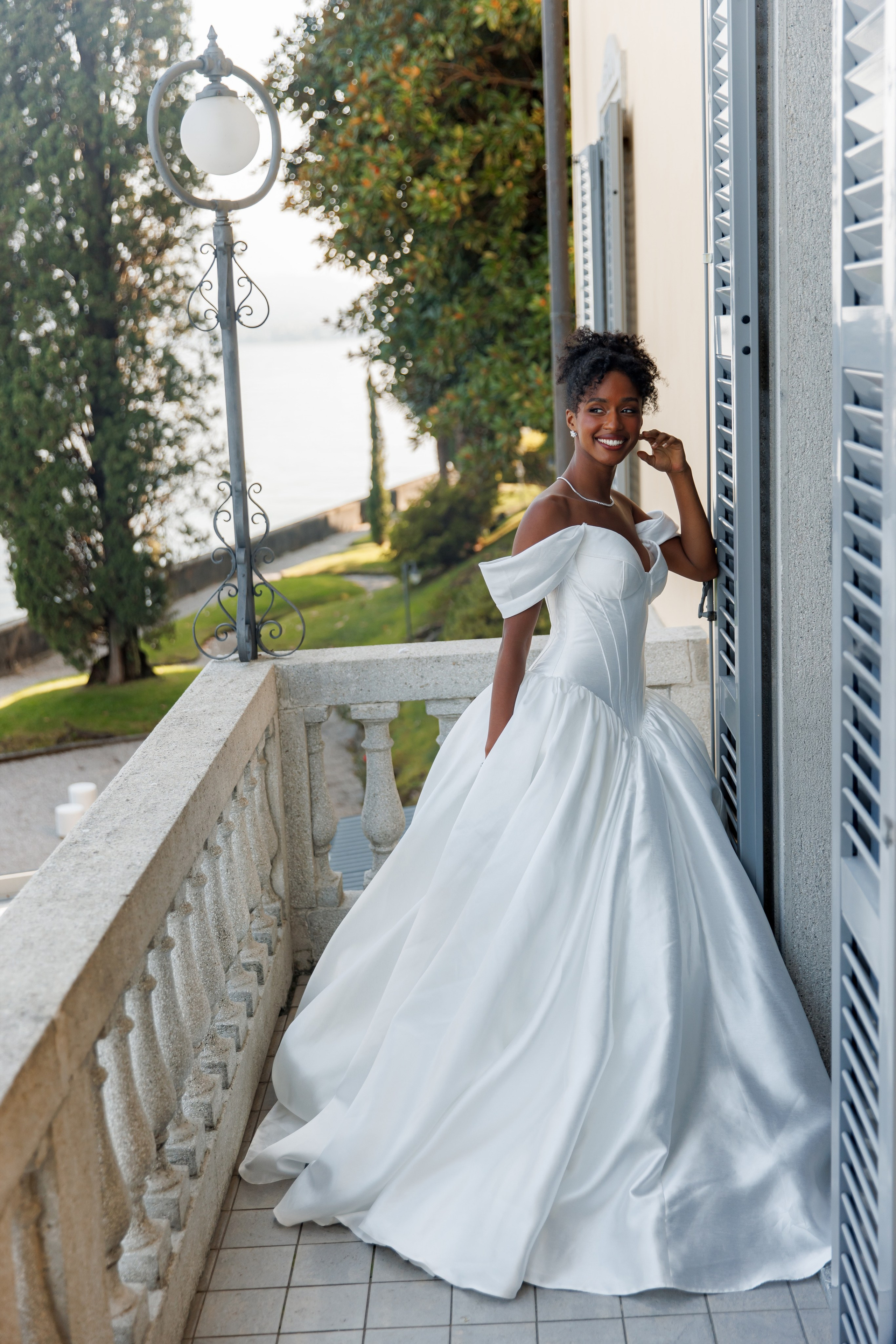 Worldwide wedding photographer