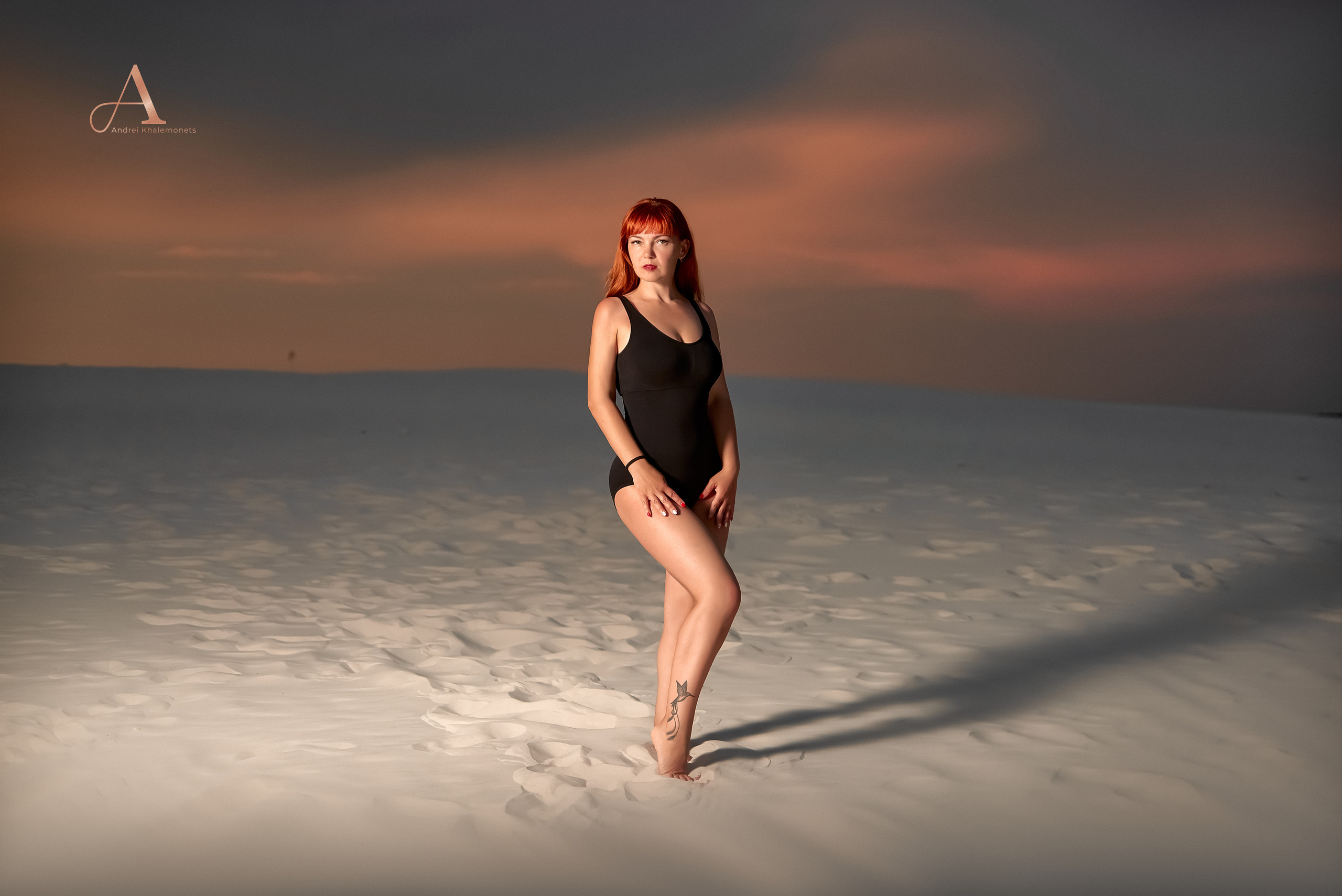 Огненная красотка, прогулка по белым пескам. Профессиональный Фотограф Халемонец Андрей в Кривой Рог Днепр Украина