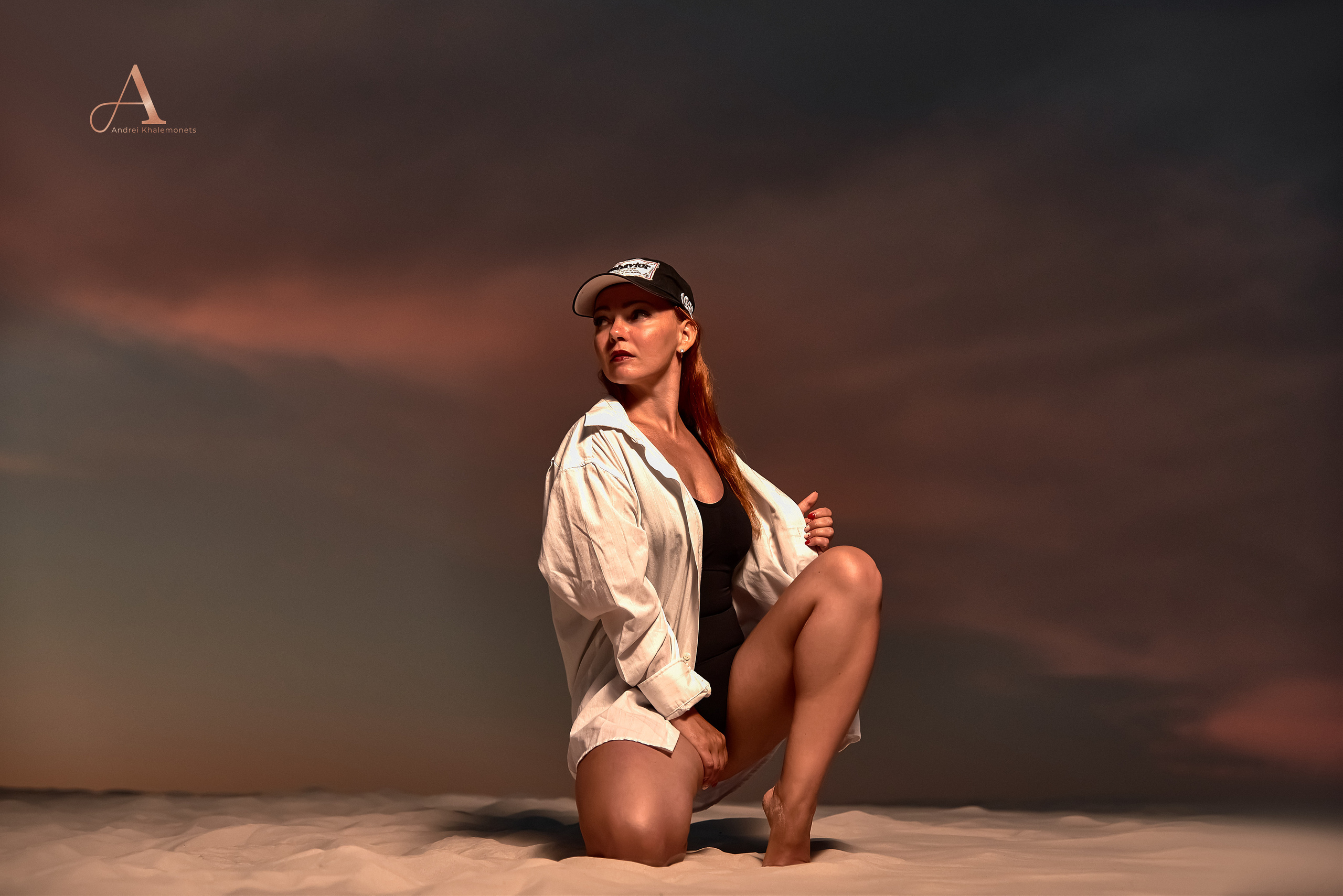 Фотосессия Мальдивы девушка в белой рубахе закат  Профессиональный фотограф Халемонец Андрей Кривой Рог, Днепр, Украина.