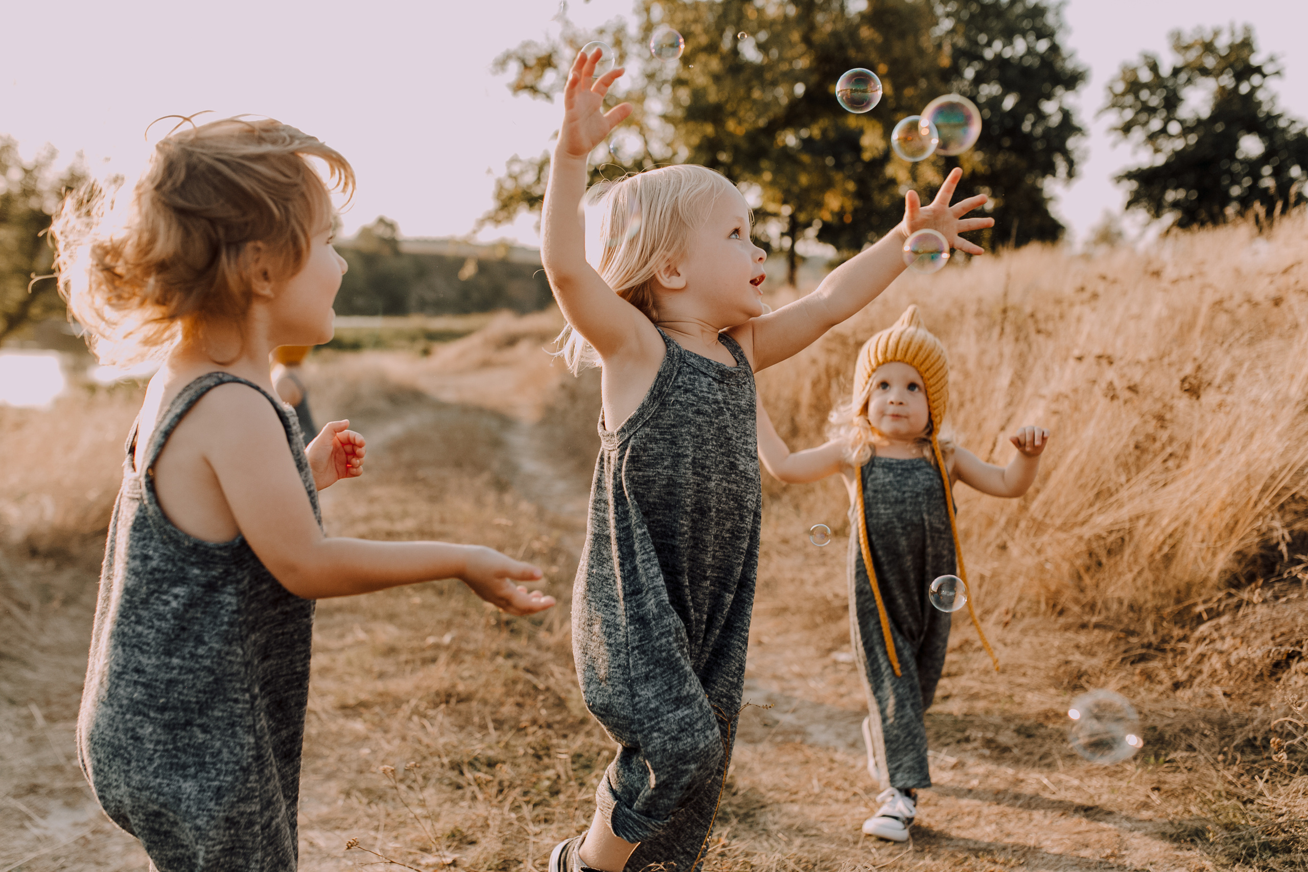 Bookahi. Весільний та сімейний фотограф Біла Церква/Київ