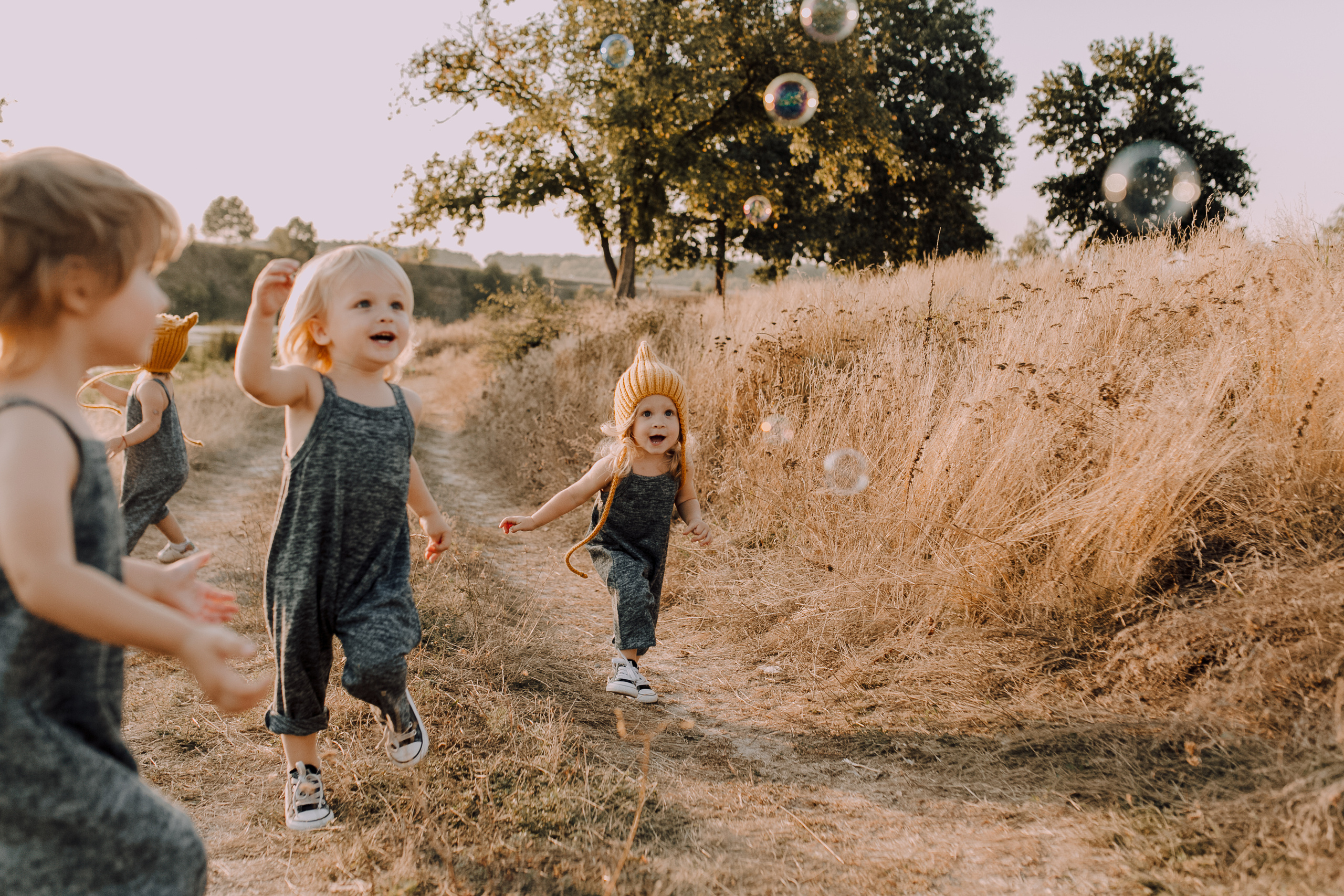 Bookahi. Весільний та сімейний фотограф Біла Церква/Київ
