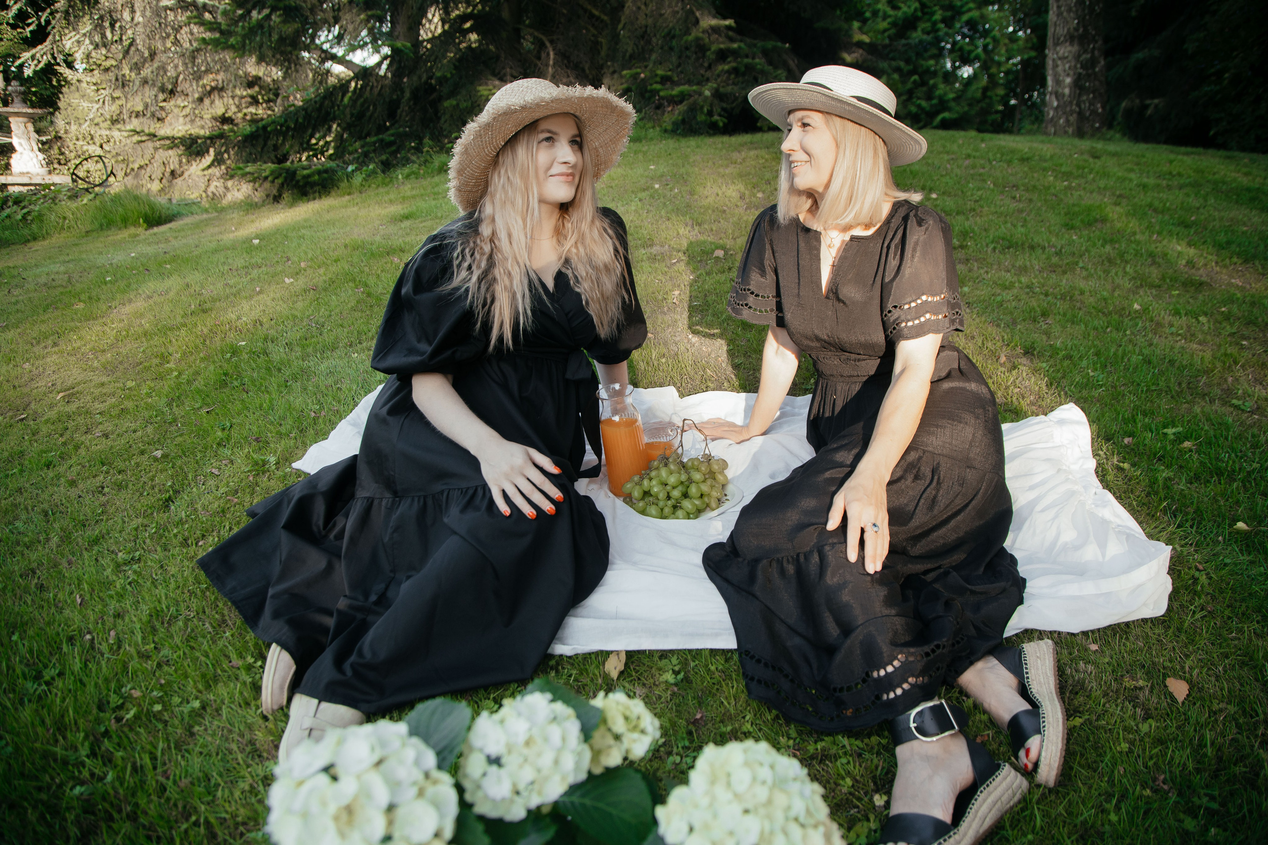 Natilia and Maria. Photographer Andrey Nekrasov