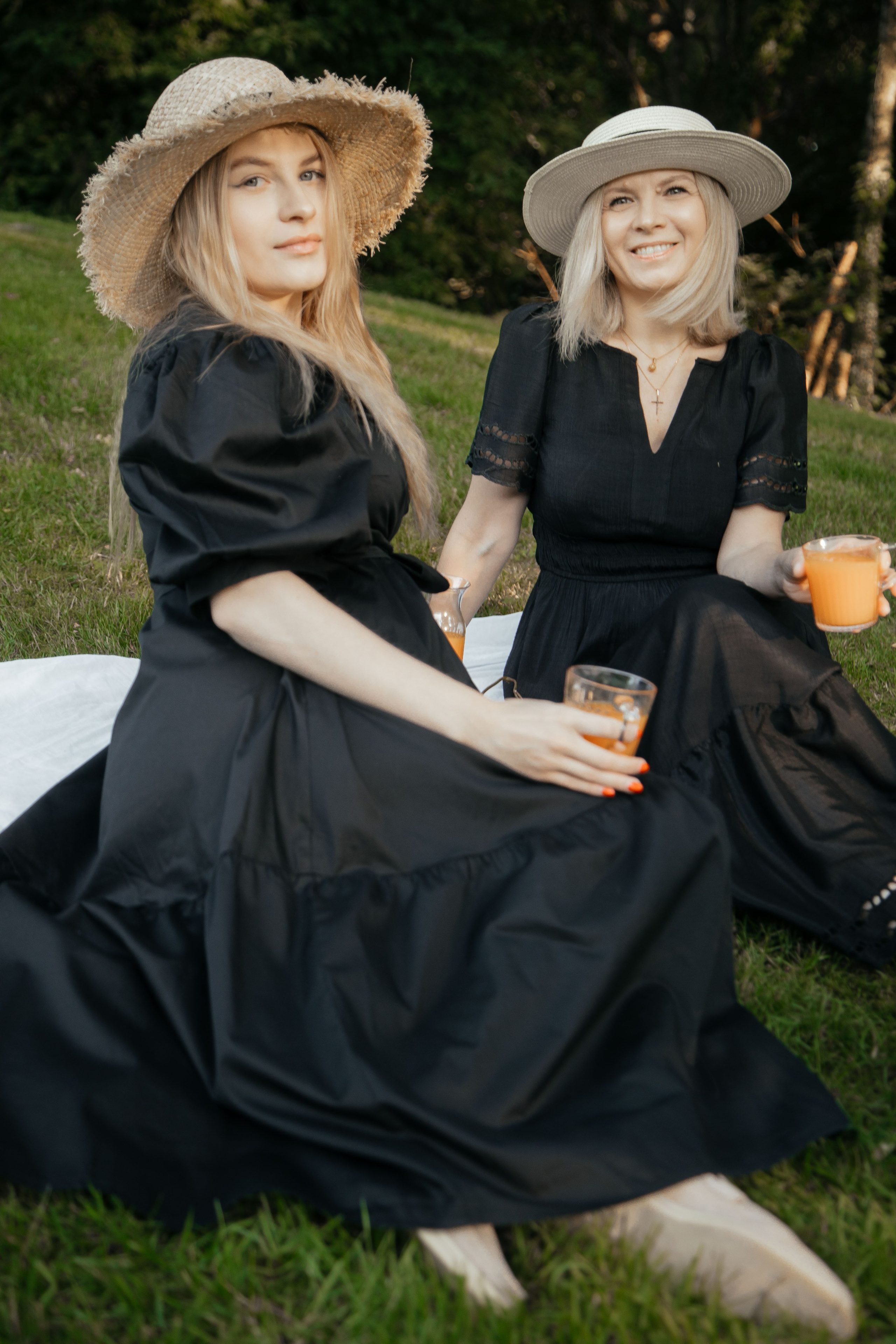 Natilia and Maria. Photographer Andrey Nekrasov