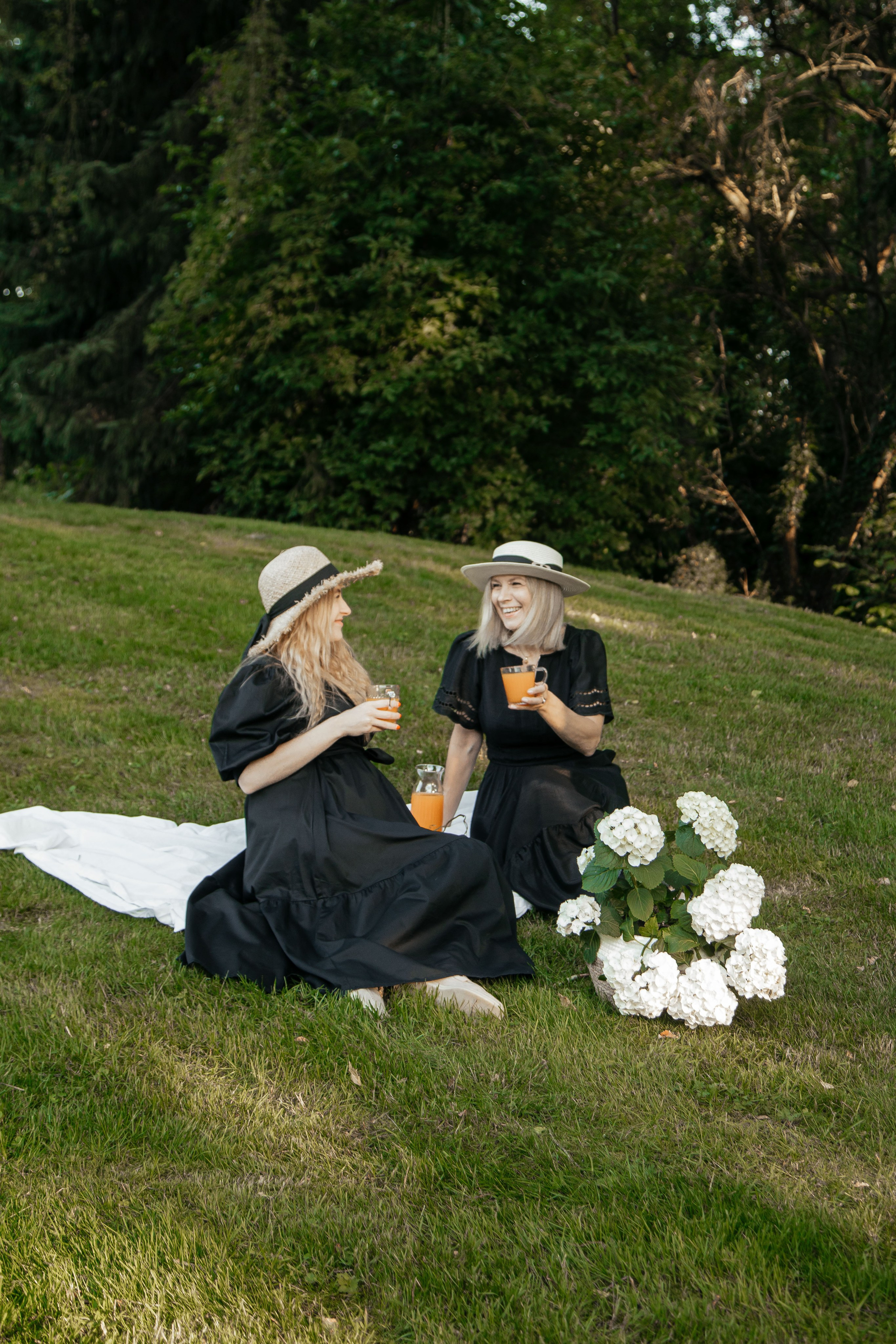 Natilia and Maria. Photographer Andrey Nekrasov