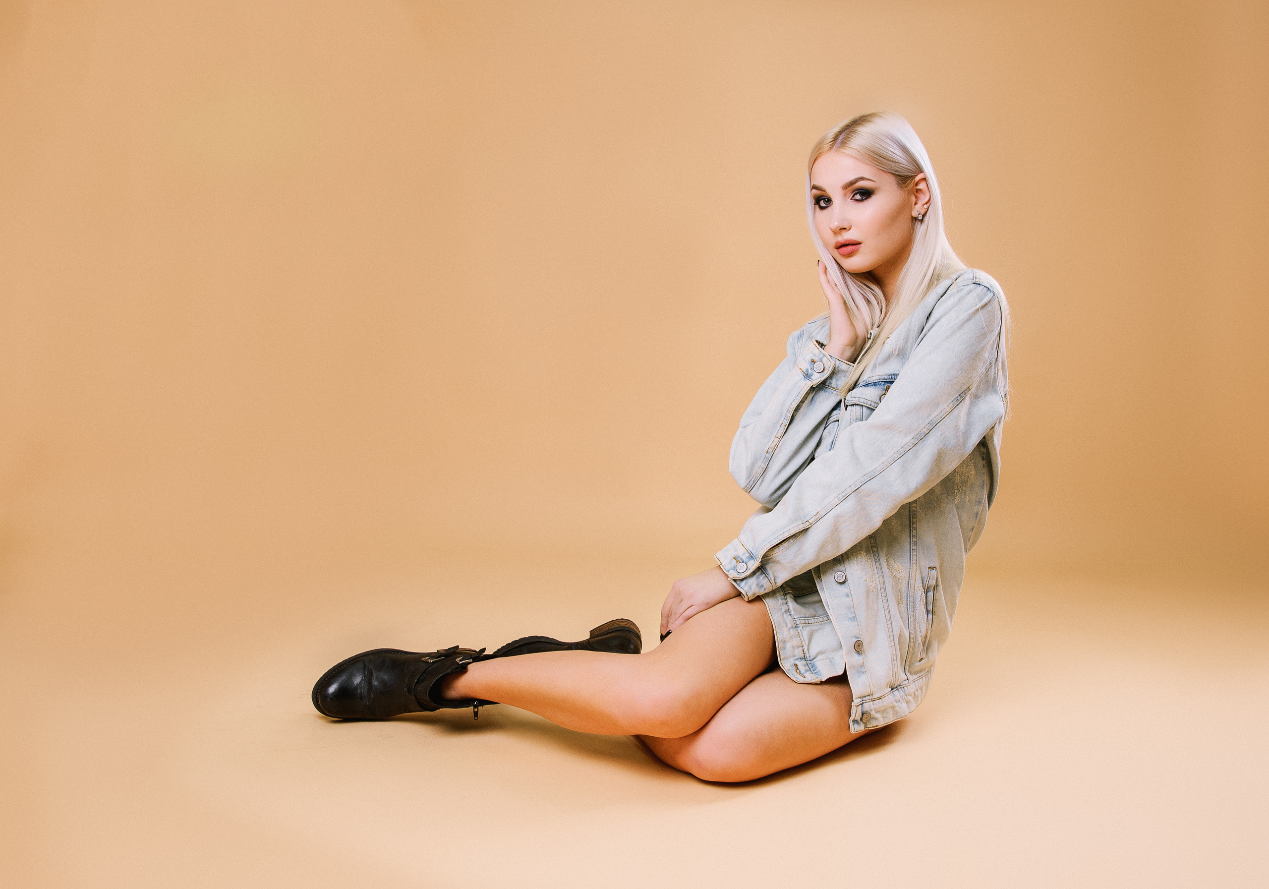 Denim sexy girl. Весільний фотограф Чернігів — Elena Ozornina