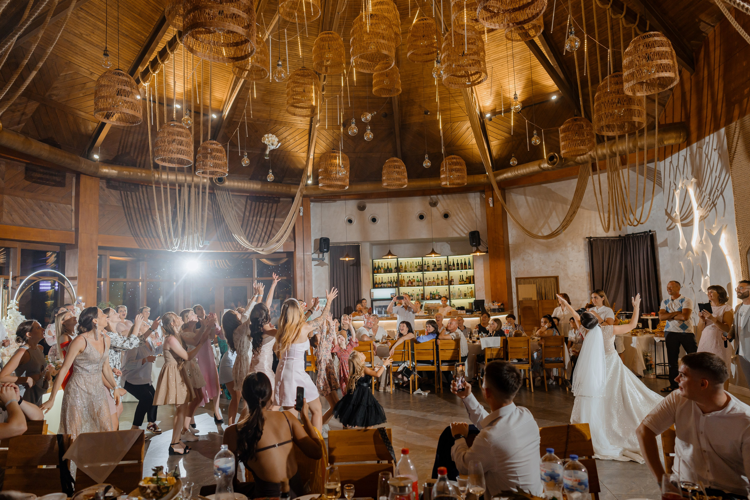 Вікторія та Роман. Весільний фотограф Сергій Черепанов - Львів, Київ, Кропивницький