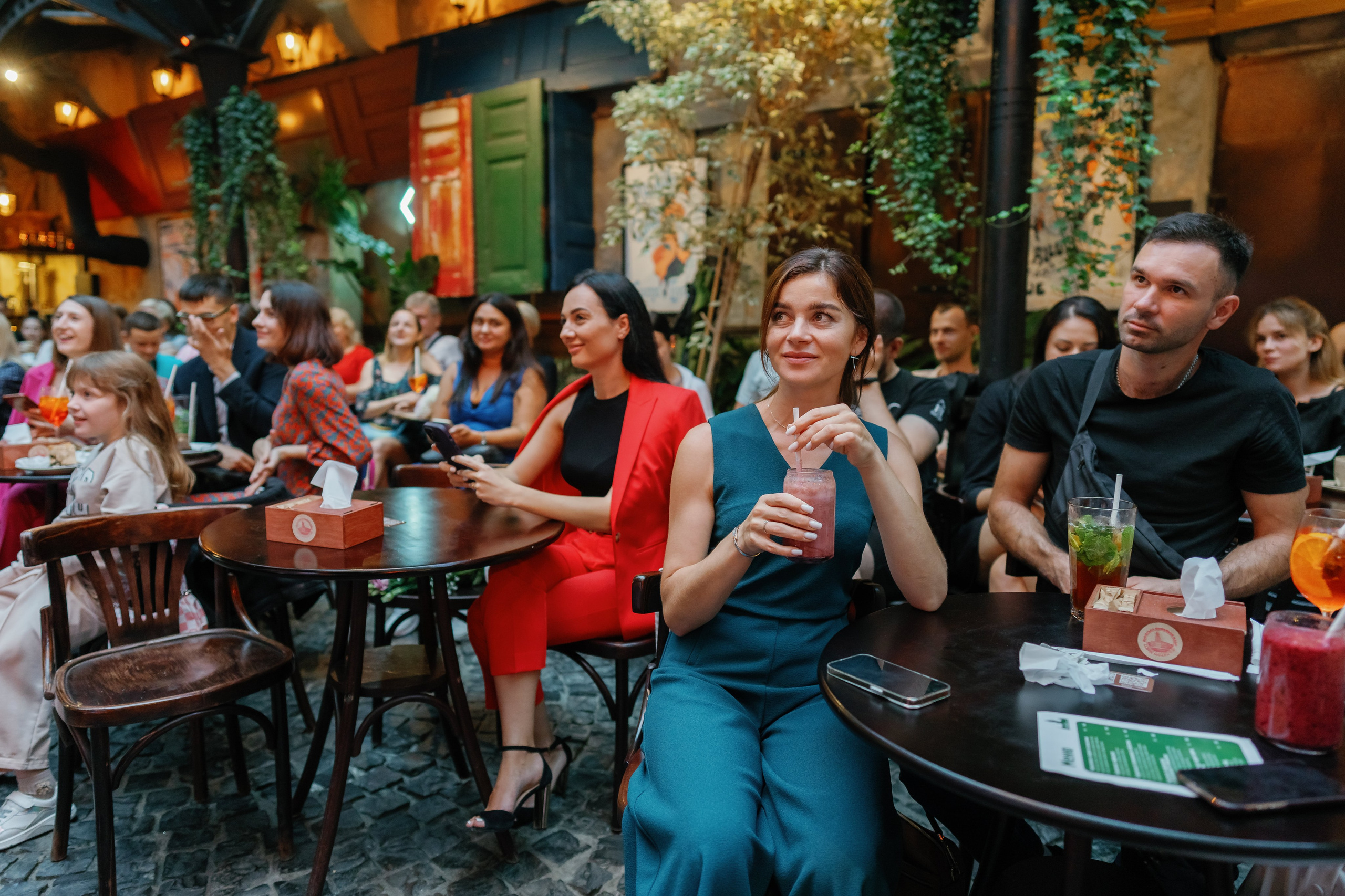 #ДашаЧитає. Весільний фотограф Сергій Черепанов - Львів, Київ, Кропивницький