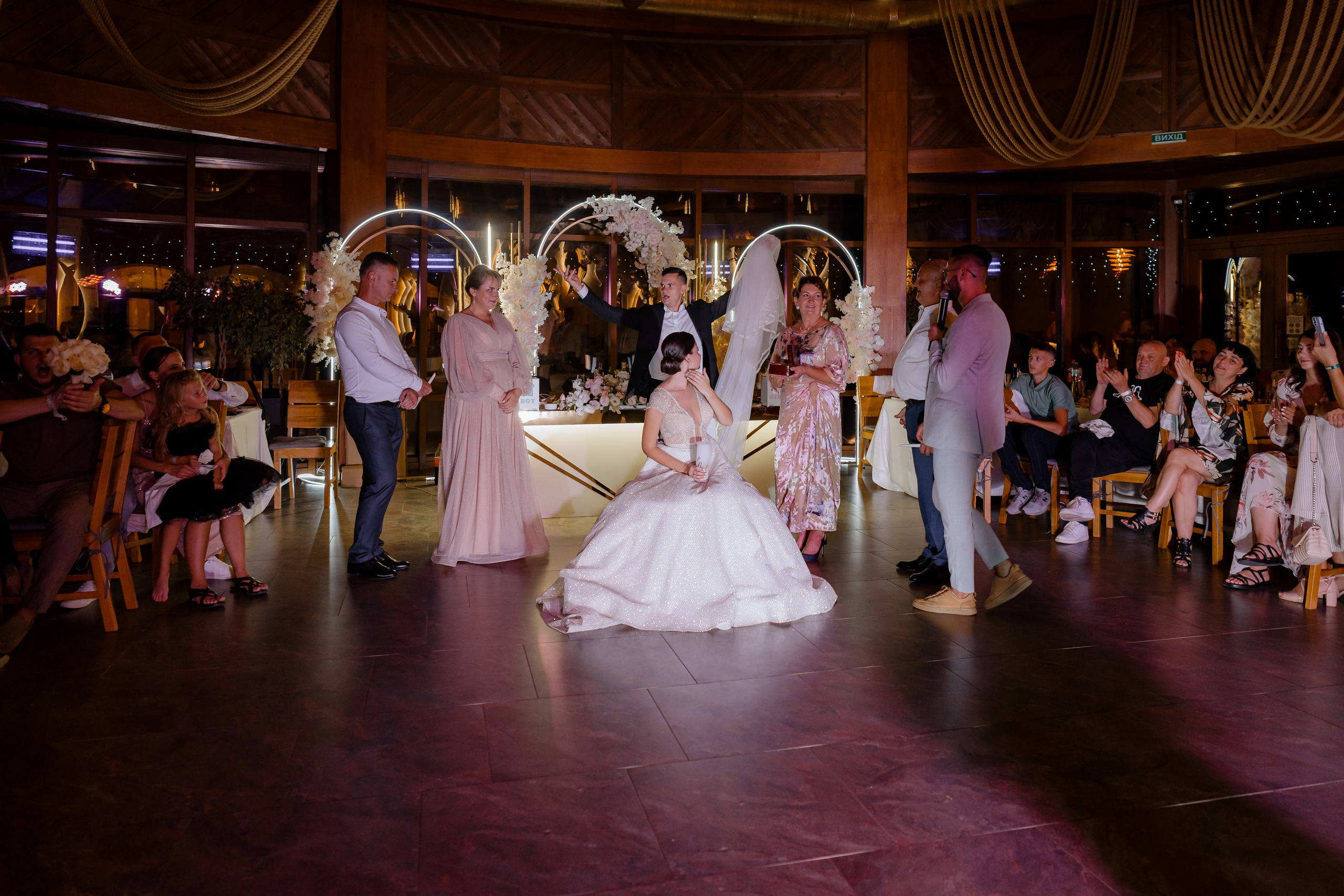 Вікторія та Роман. Весільний фотограф Сергій Черепанов - Львів, Київ, Кропивницький