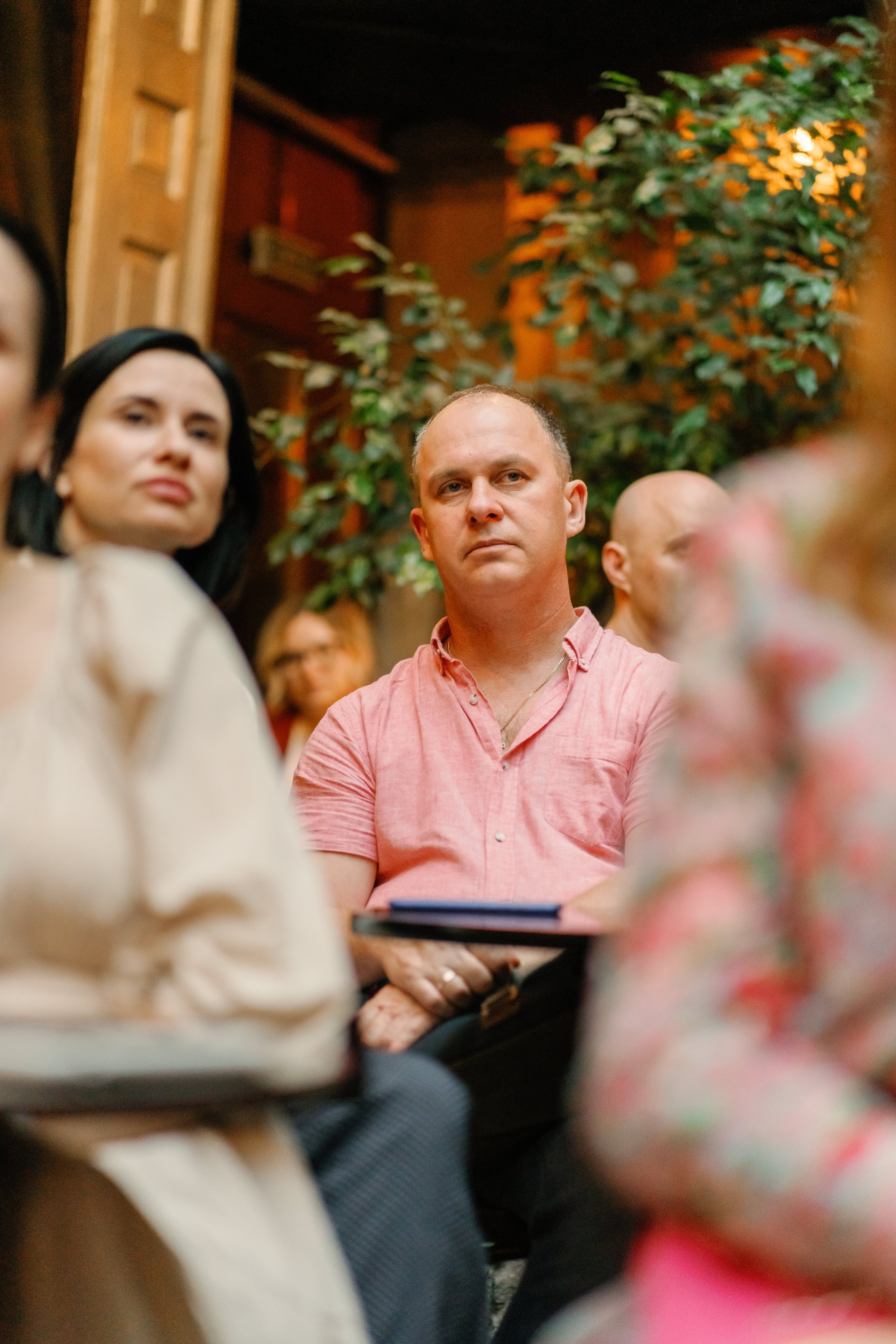 #ДашаЧитає. Весільний фотограф Сергій Черепанов - Львів, Київ, Кропивницький