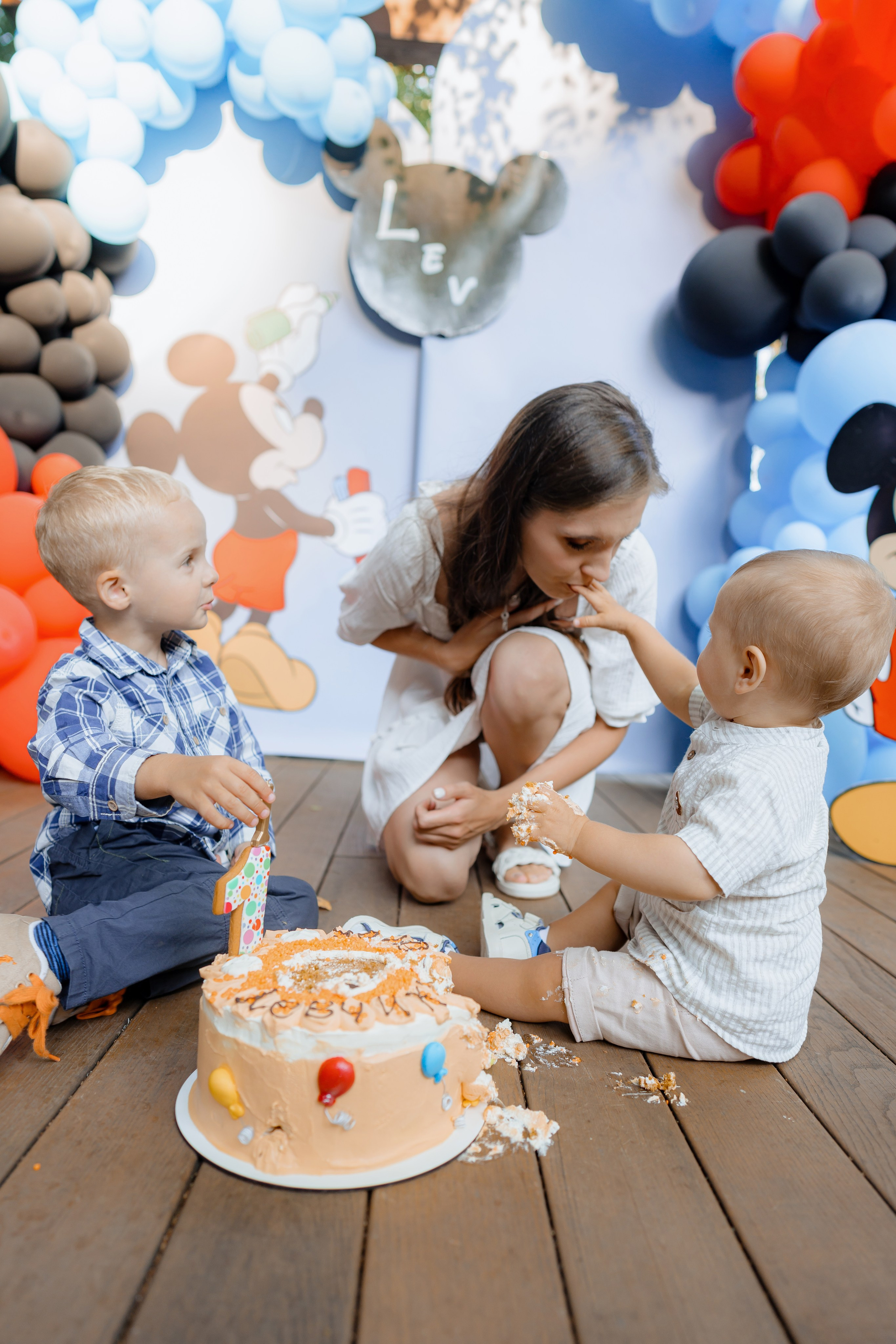 LEV FIRST YEAR. Весільний фотограф Сергій Черепанов - Львів, Київ, Кропивницький