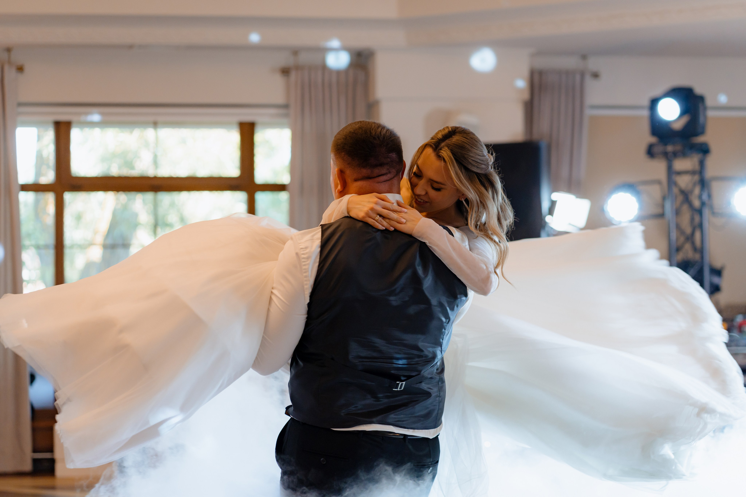 Наталія та Роман. Весільний фотограф Сергій Черепанов - Львів, Київ, Кропивницький