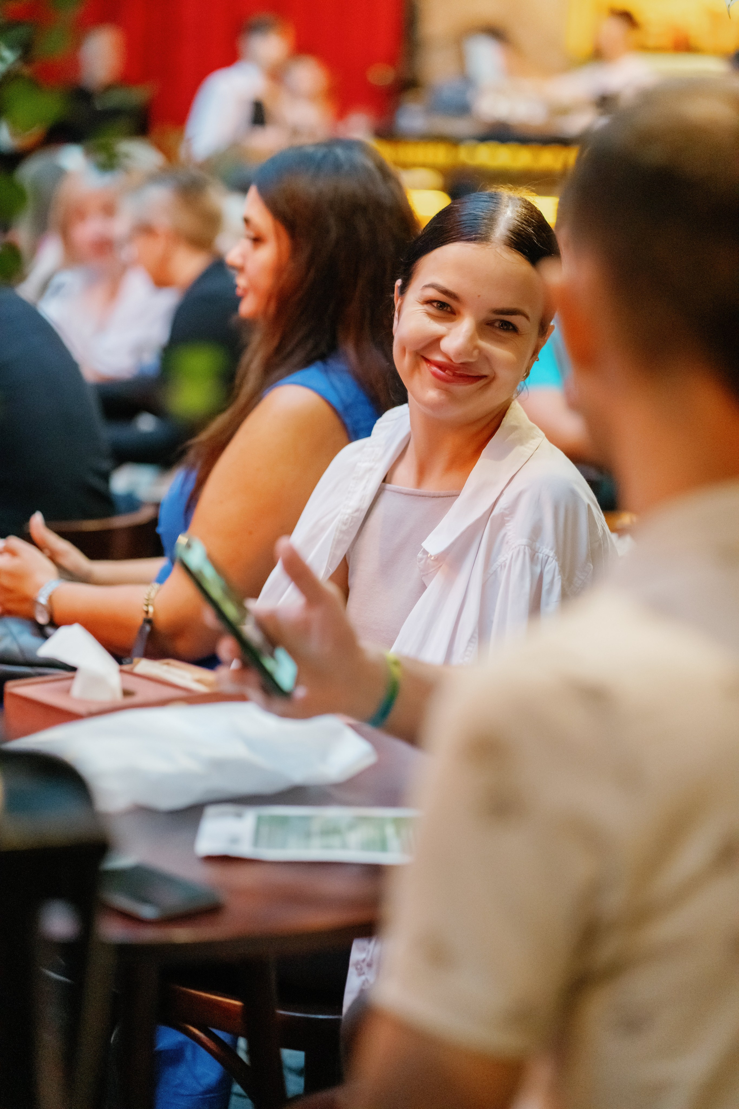 #ДашаЧитає. Весільний фотограф Сергій Черепанов - Львів, Київ, Кропивницький