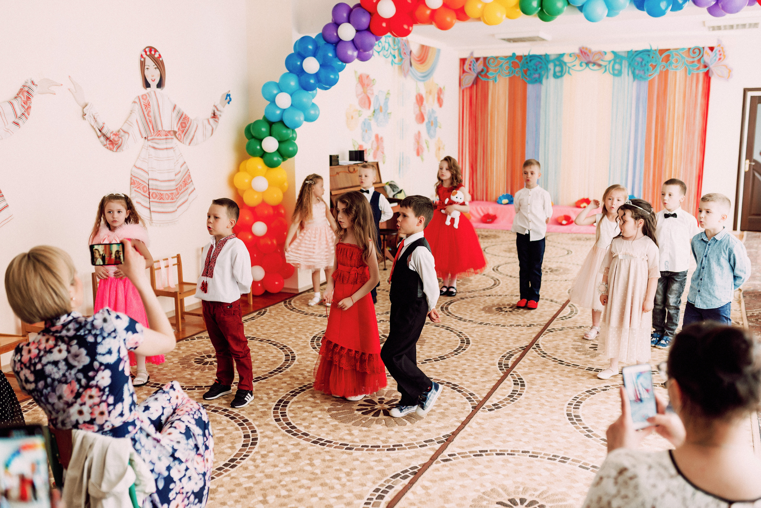 Ранок в садочку. Весільний фотограф | Рівне | Львів | Ваш фотограф на весілля