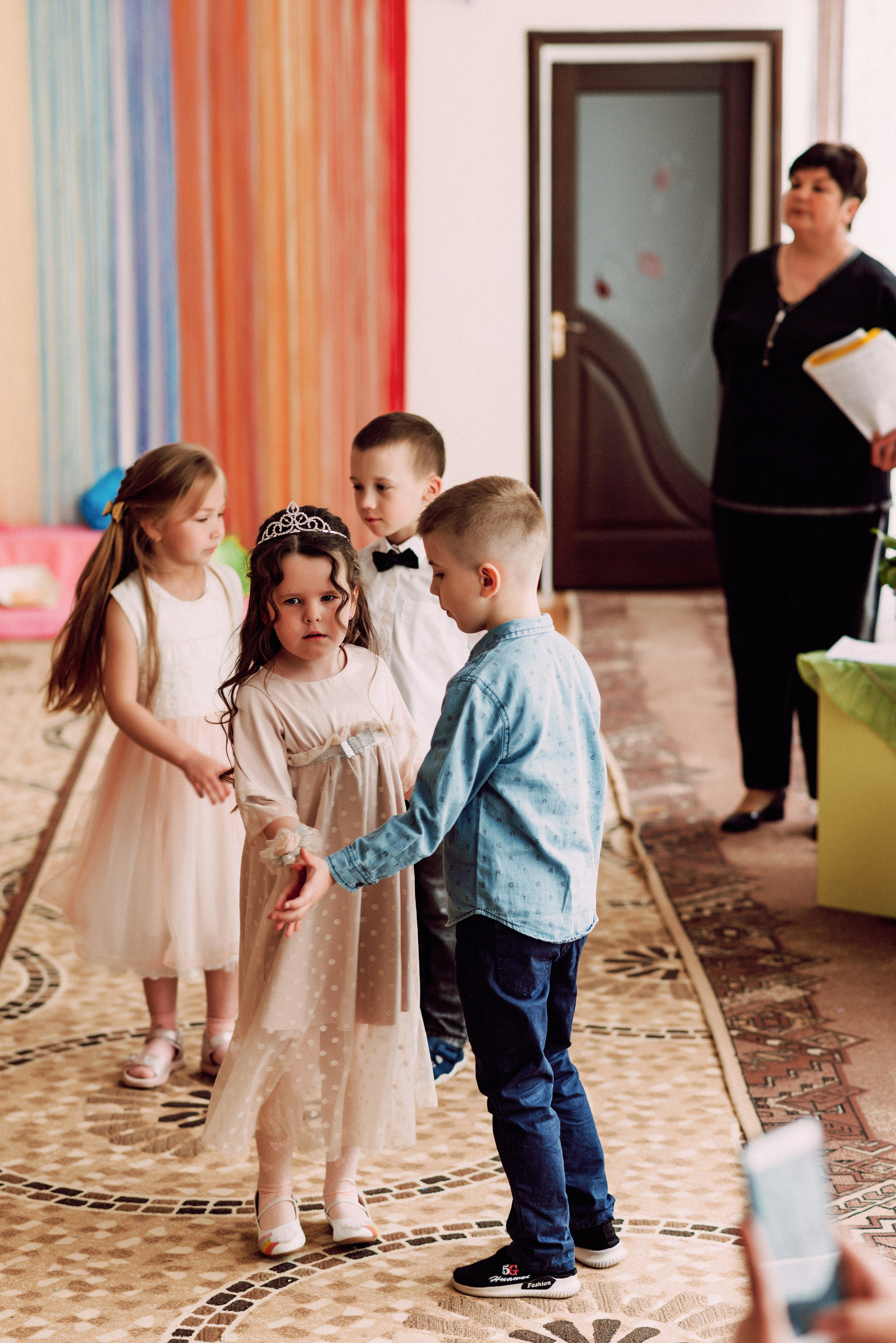 Ранок в садочку. Весільний фотограф | Рівне | Львів | Ваш фотограф на весілля