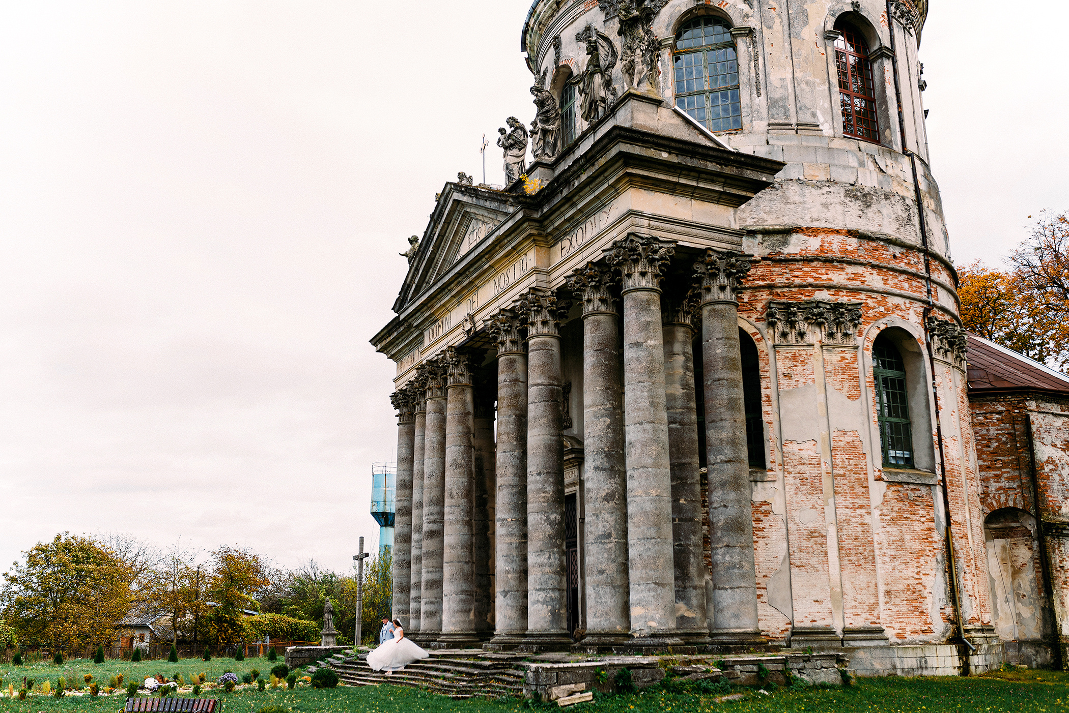 Крута зйомка в Підгорецькому замку. Весільний фотограф | Рівне | Львів | Ваш фотограф на весілля