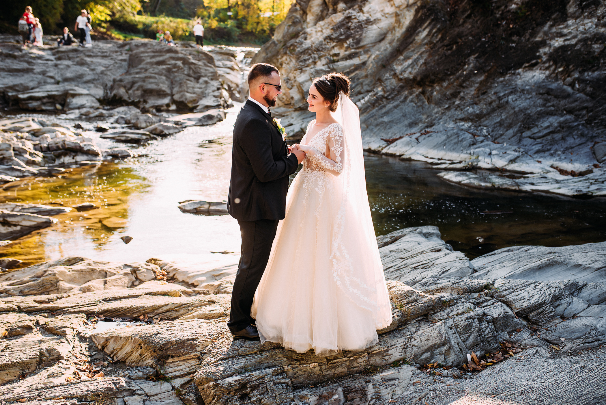 Колоритне весілля закоханих в Коломиї. Весільний фотограф | Рівне | Львів | Ваш фотограф на весілля