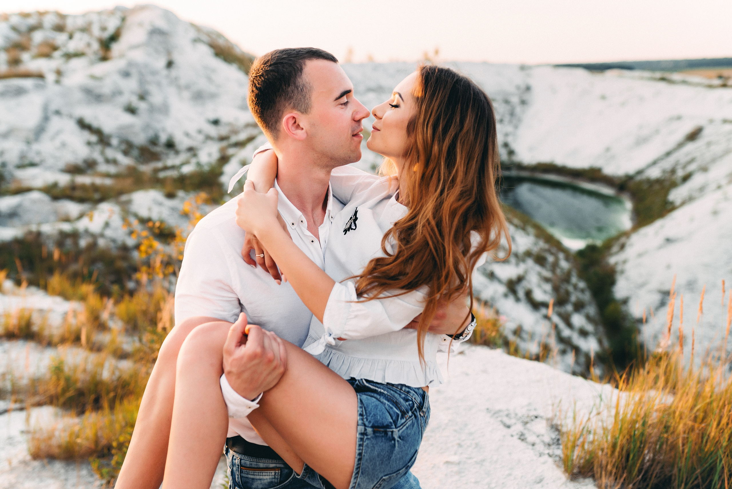 Прогулянка «білими горами» з класною парою. Весільний фотограф | Рівне | Львів | Ваш фотограф на весілля