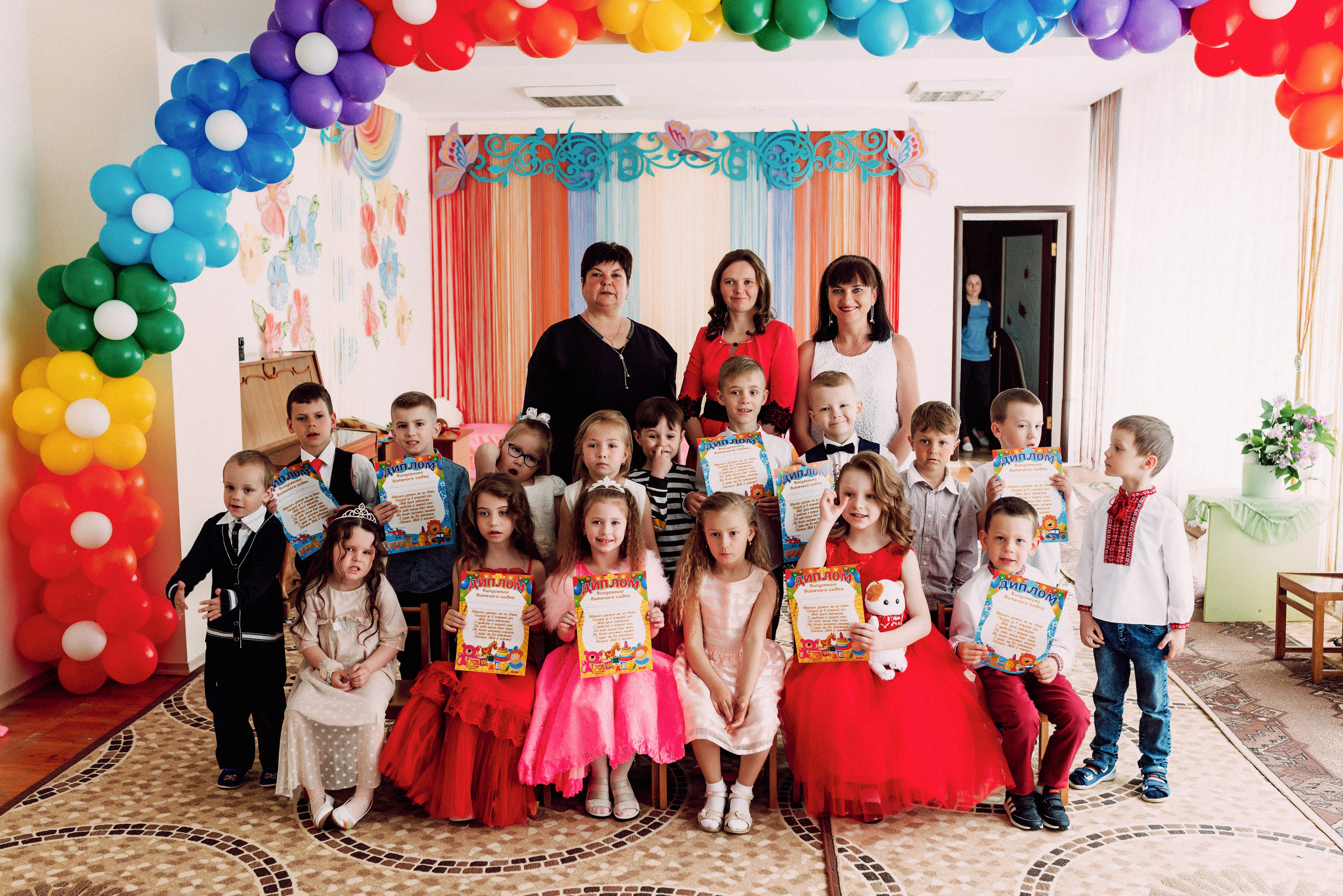 Ранок в садочку. Весільний фотограф | Рівне | Львів | Ваш фотограф на весілля