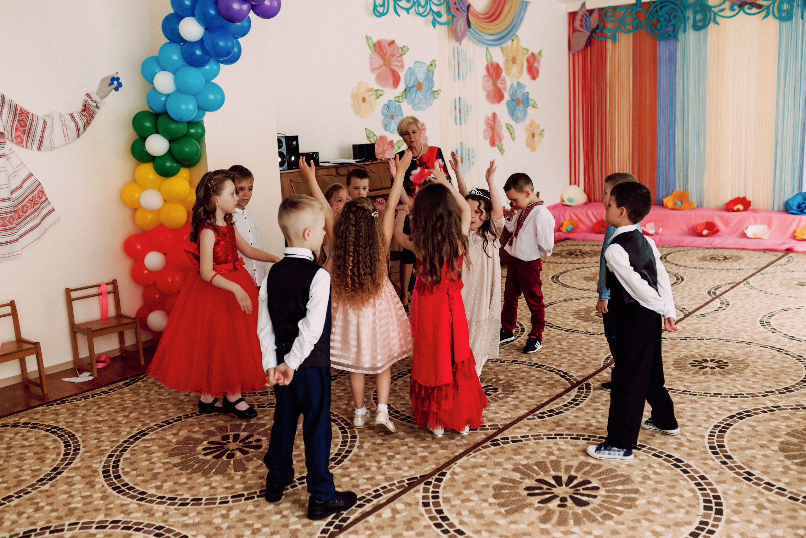 Ранок в садочку. Весільний фотограф | Рівне | Львів | Ваш фотограф на весілля