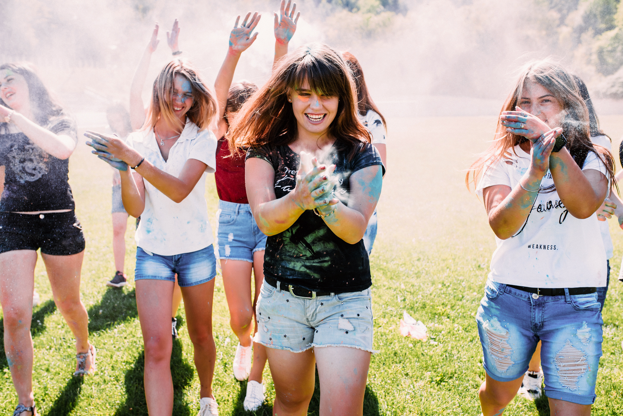 Фотосесія студентів з фарбою Холі. Весільний фотограф | Рівне | Львів | Ваш фотограф на весілля