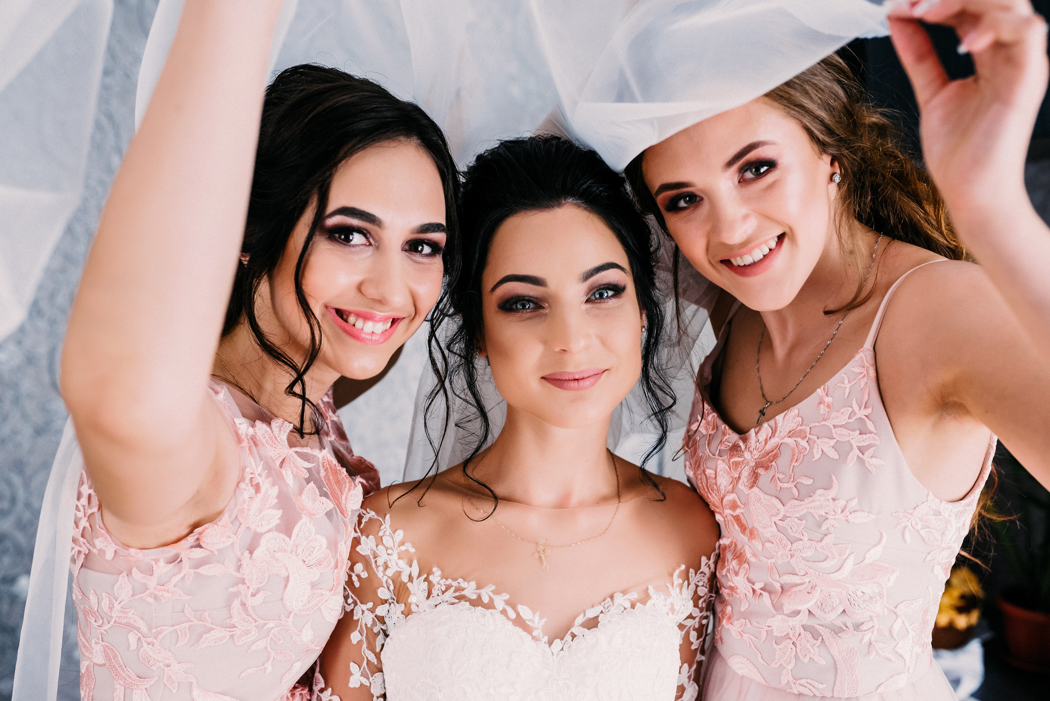 Весільна фотозйомка гарної пари в Рівному. Весільний фотограф | Рівне | Львів | Ваш фотограф на весілля